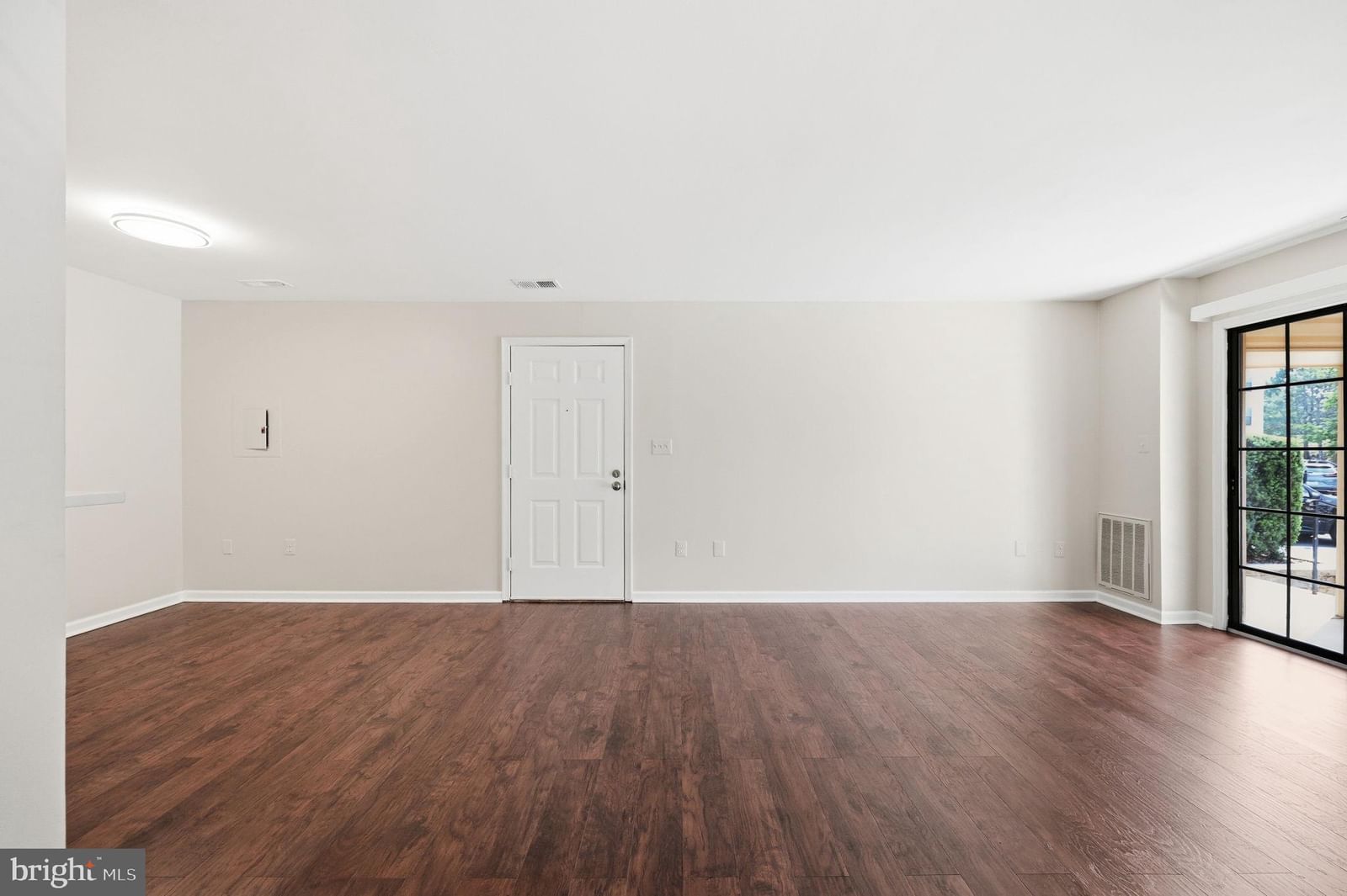 6911 MARY CAROLINE CIRCLE #A photograph
