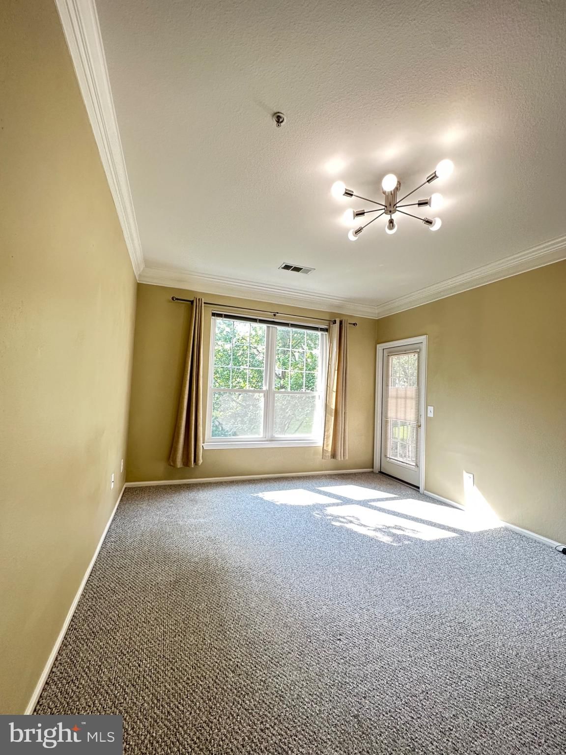 1580 SPRING GATE DRIVE #4216 photograph