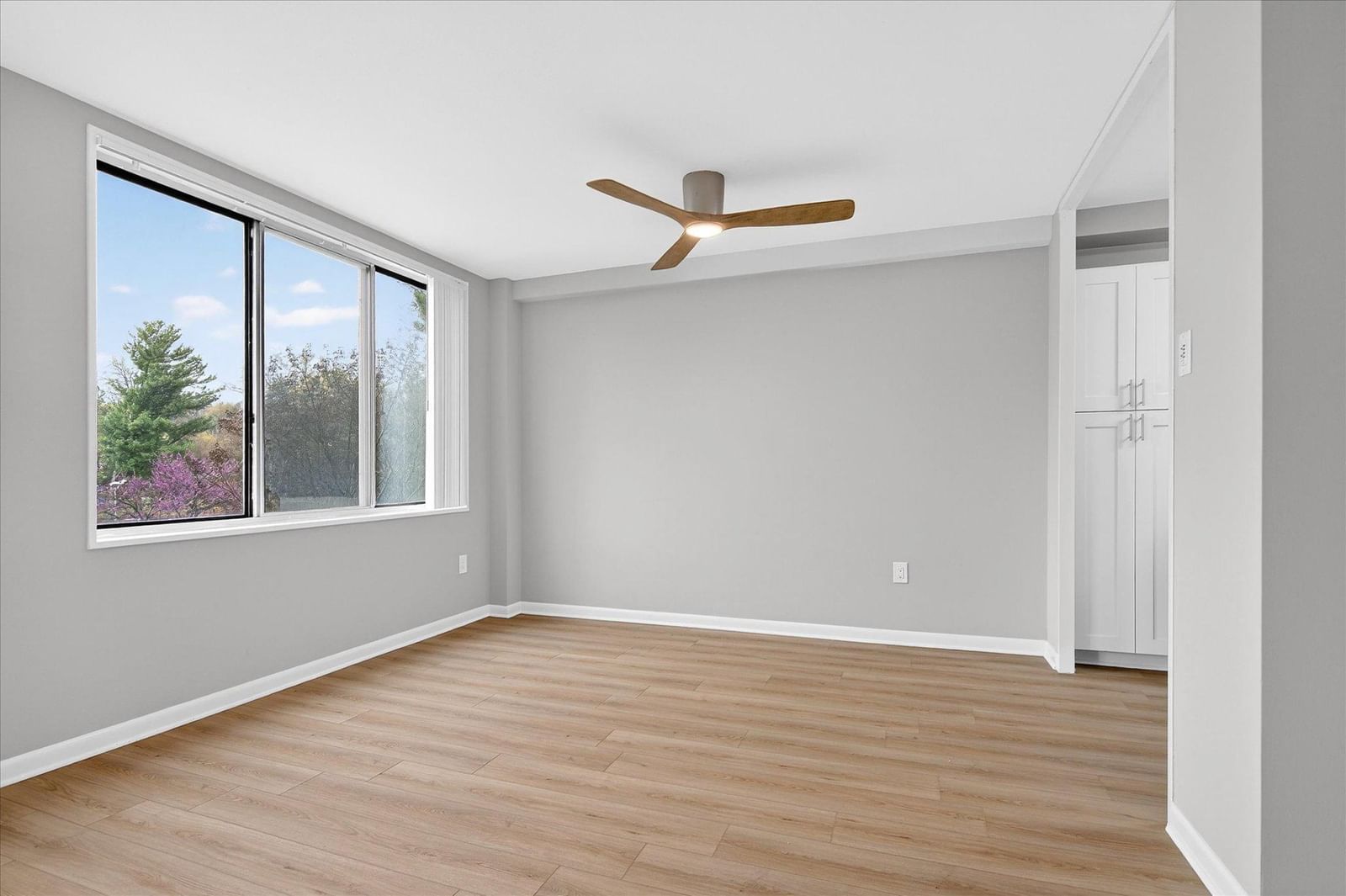 6641 WAKEFIELD DRIVE #212 photograph