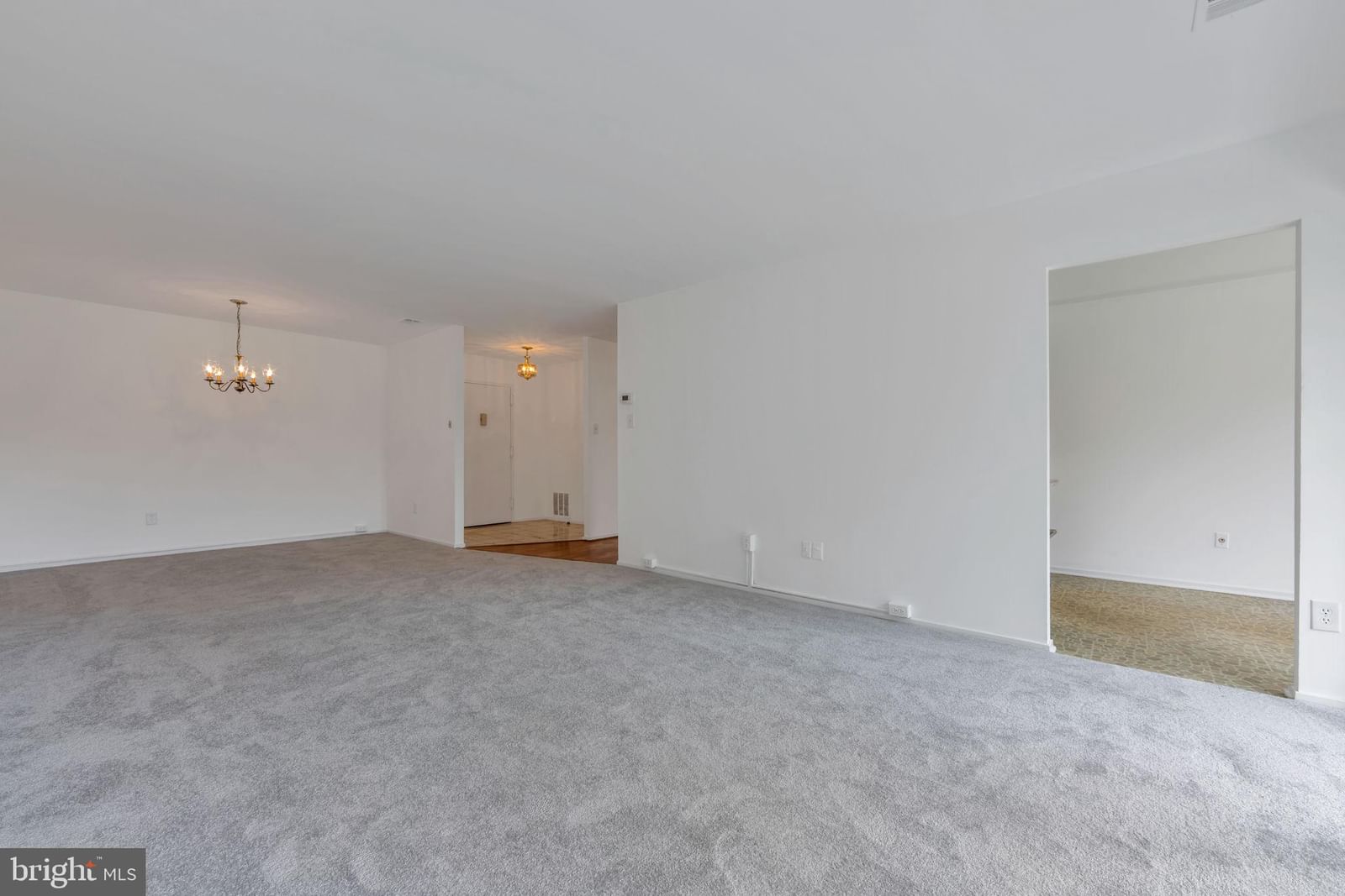 2817 JERMANTOWN ROAD #105 photograph