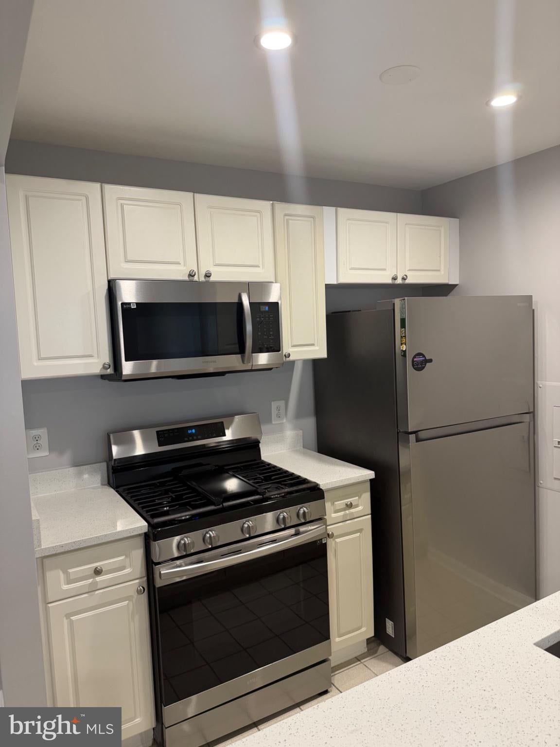 5565 SEMINARY ROAD #415 photograph