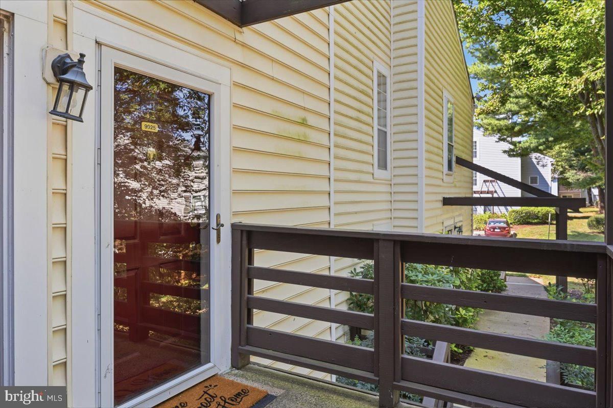 9925 OAKTON TERRACE ROAD photograph
