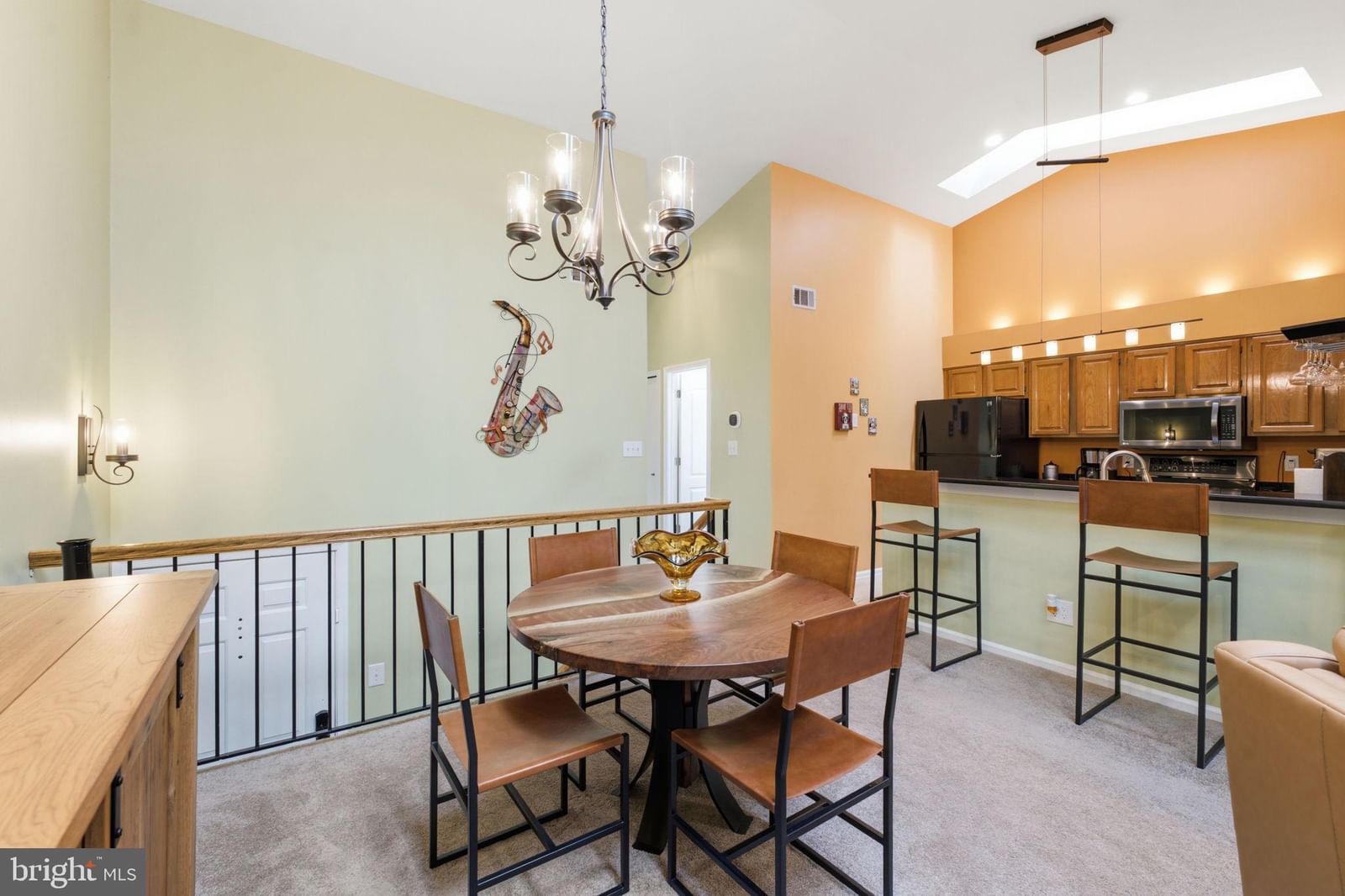 12935 GRAYS POINTE ROAD #12935C photograph