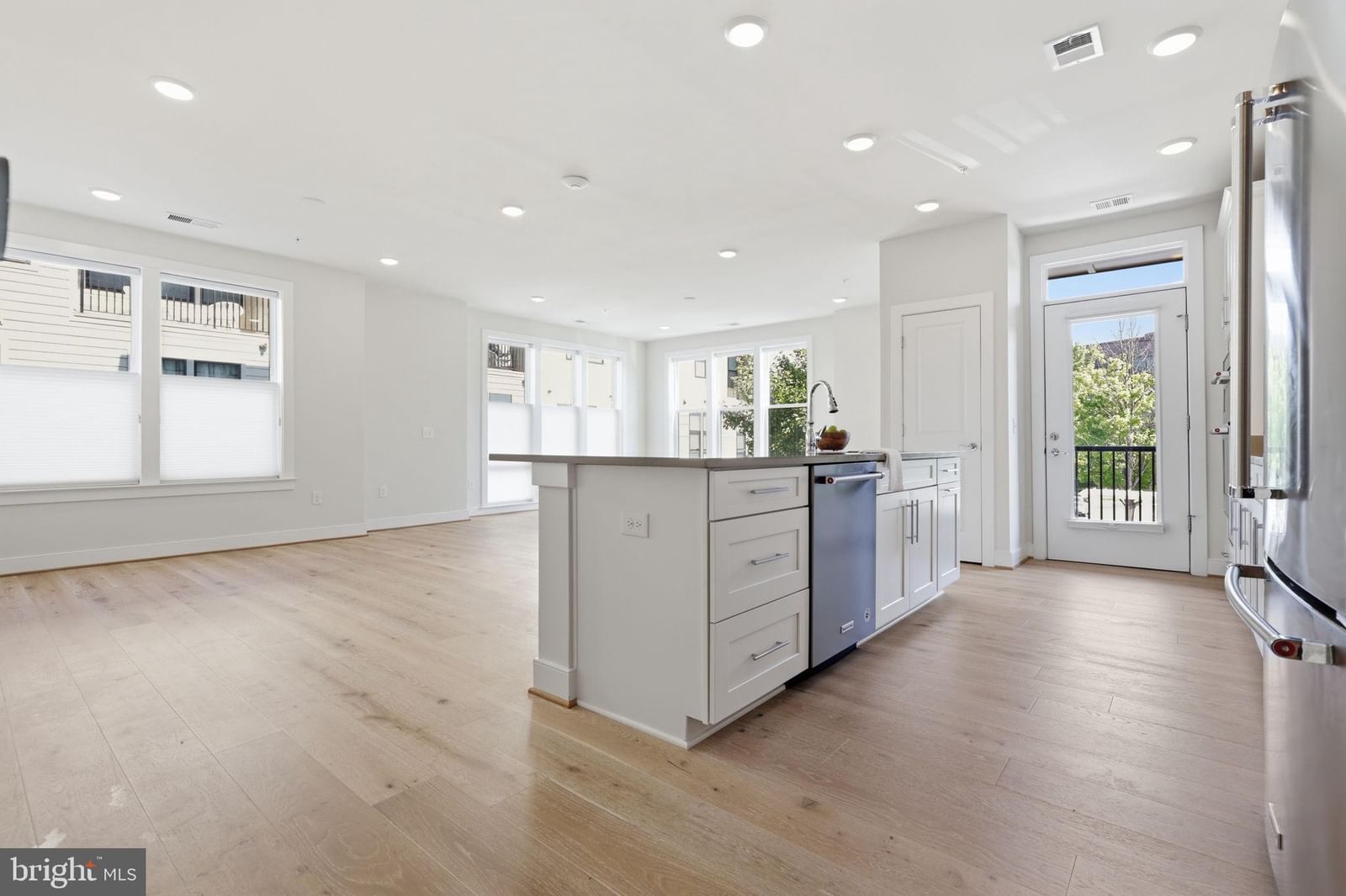 11200 RESTON STATION BOULEVARD #205 photograph