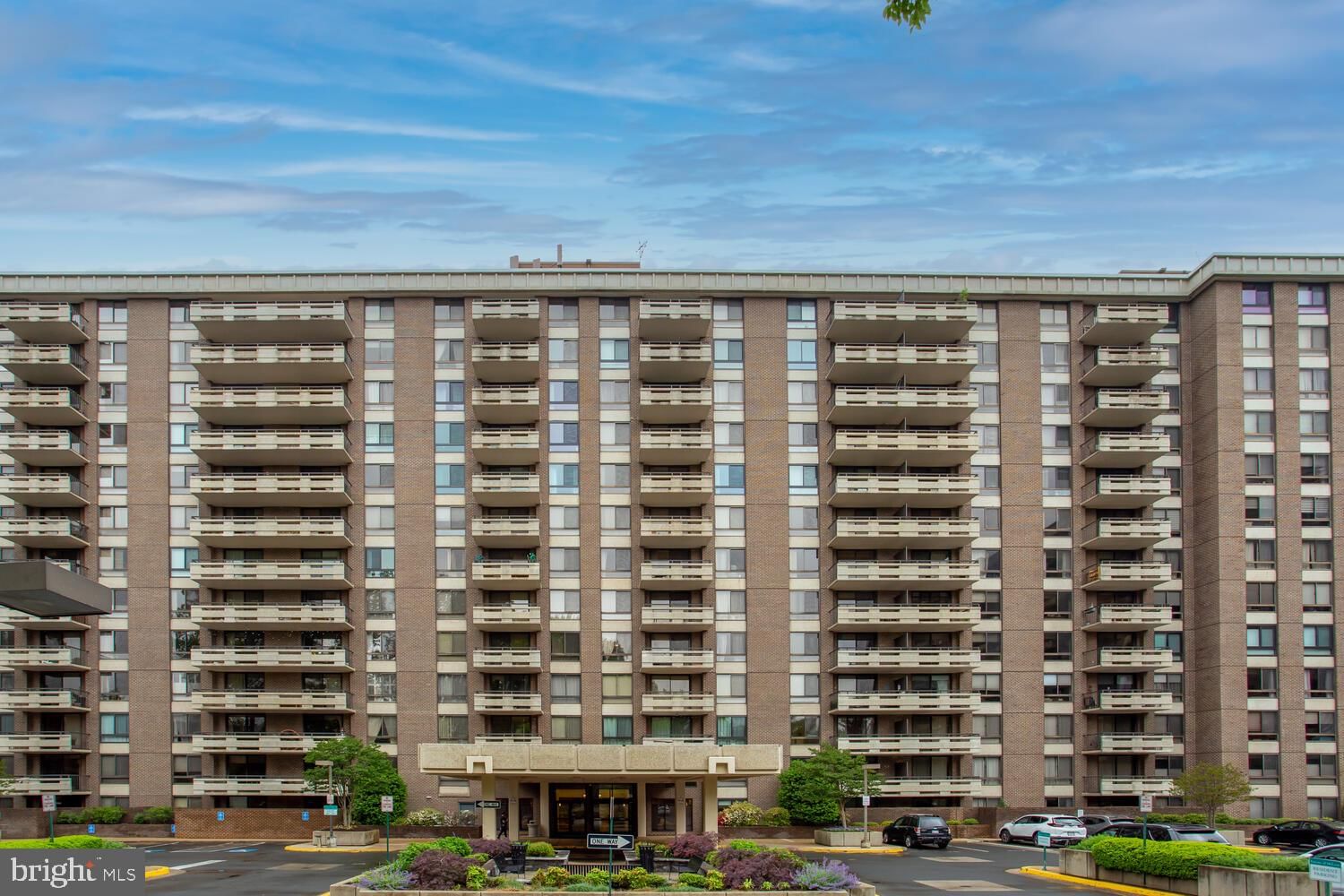 1808 OLD MEADOW ROAD 404 in Mclean, VA