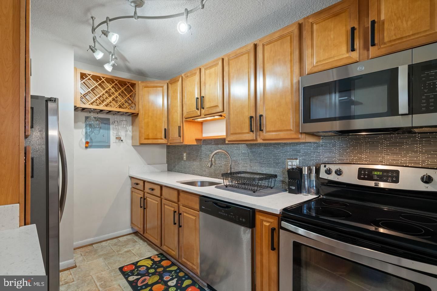 2059 HUNTINGTON AVENUE #614 photograph