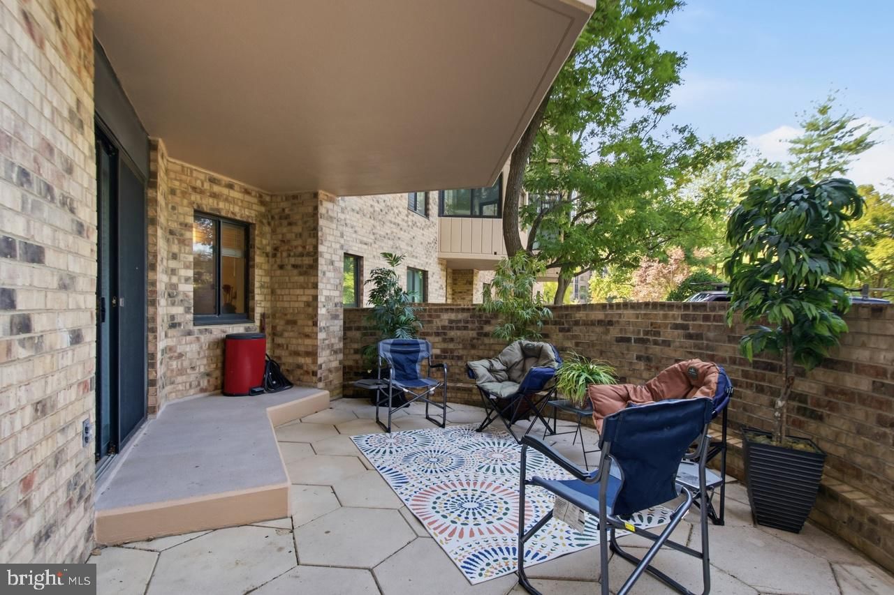 5901 MOUNT EAGLE DRIVE 111 in Alexandria, VA