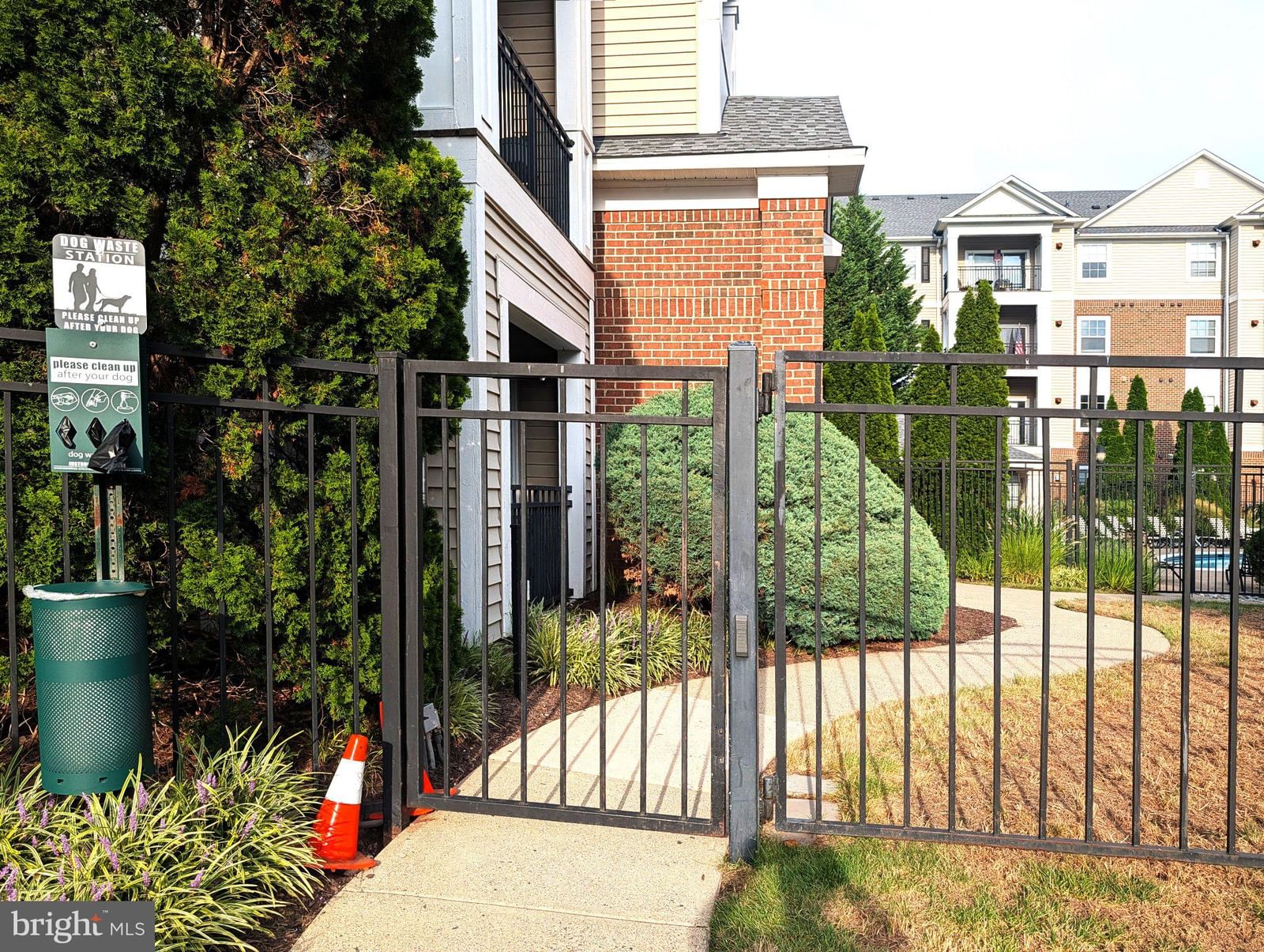 12958 CENTRE PARK CIRCLE #218 photograph