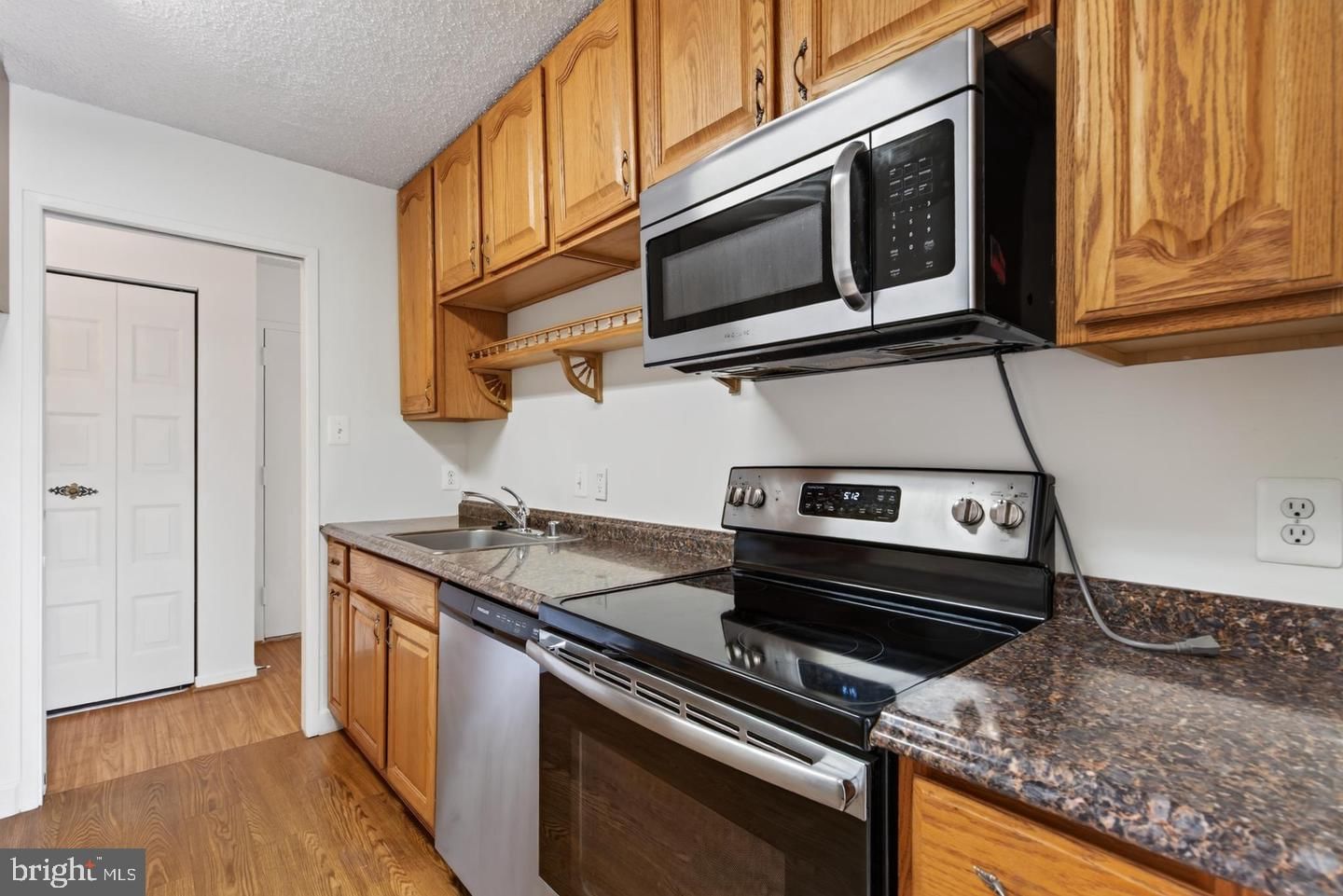 2300 PIMMIT DRIVE #712 photograph