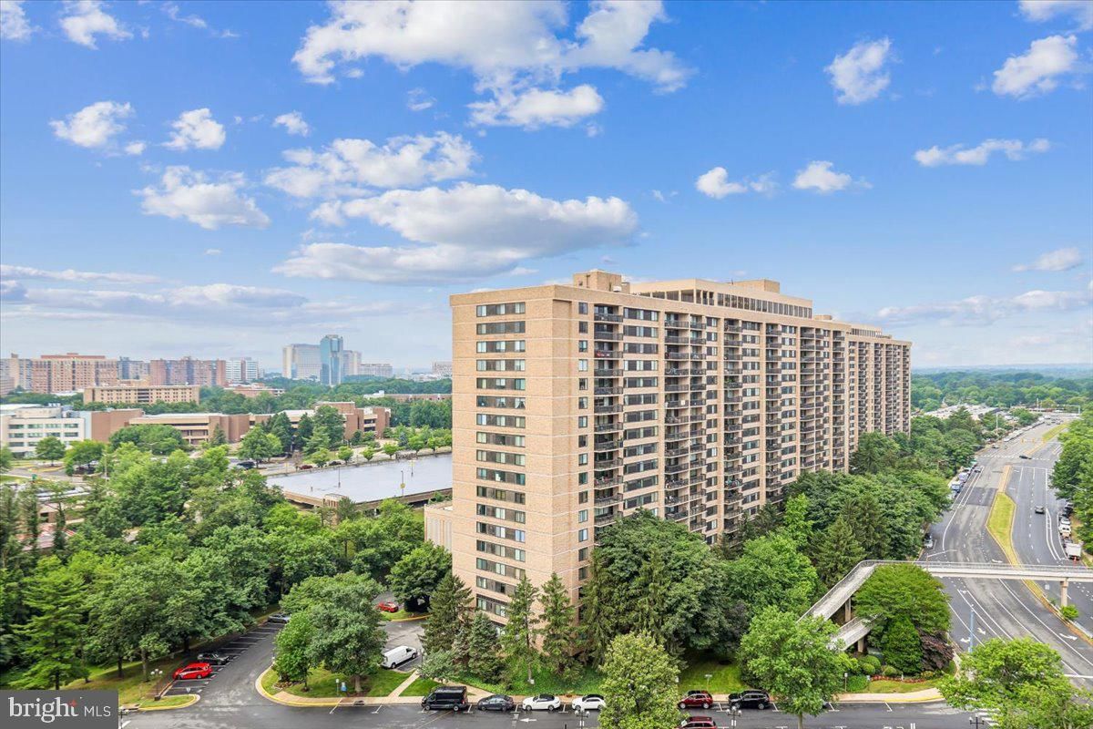3701 S GEORGE MASON DRIVE #1604N photograph