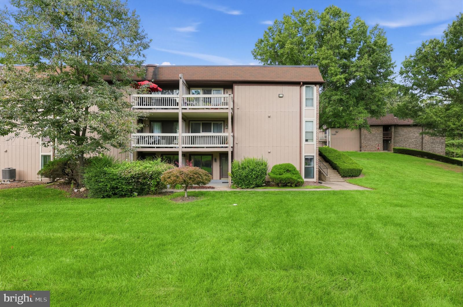 5803 ROYAL RIDGE DRIVE #I photograph