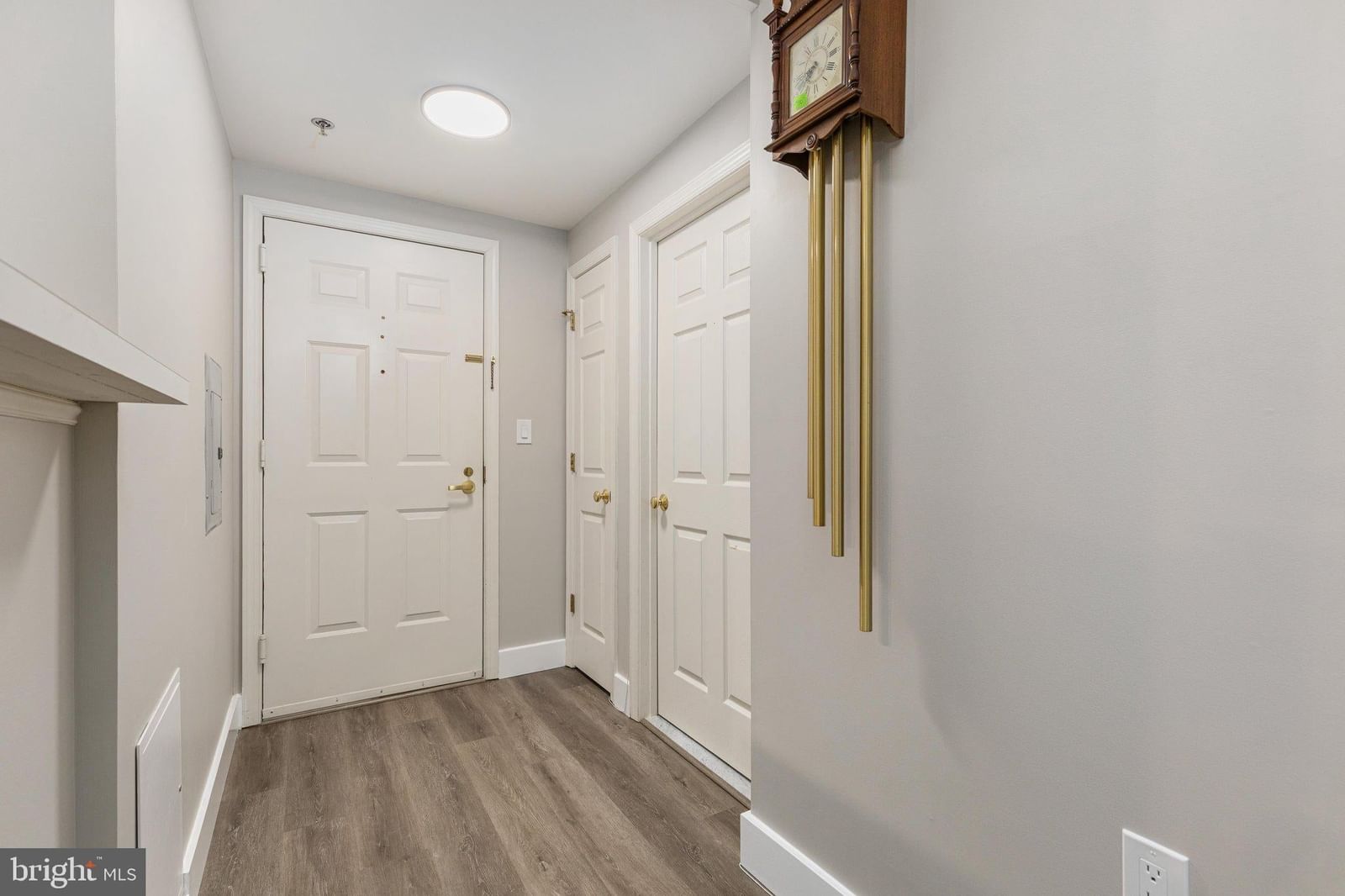 1641 INTERNATIONAL DRIVE #308 photograph