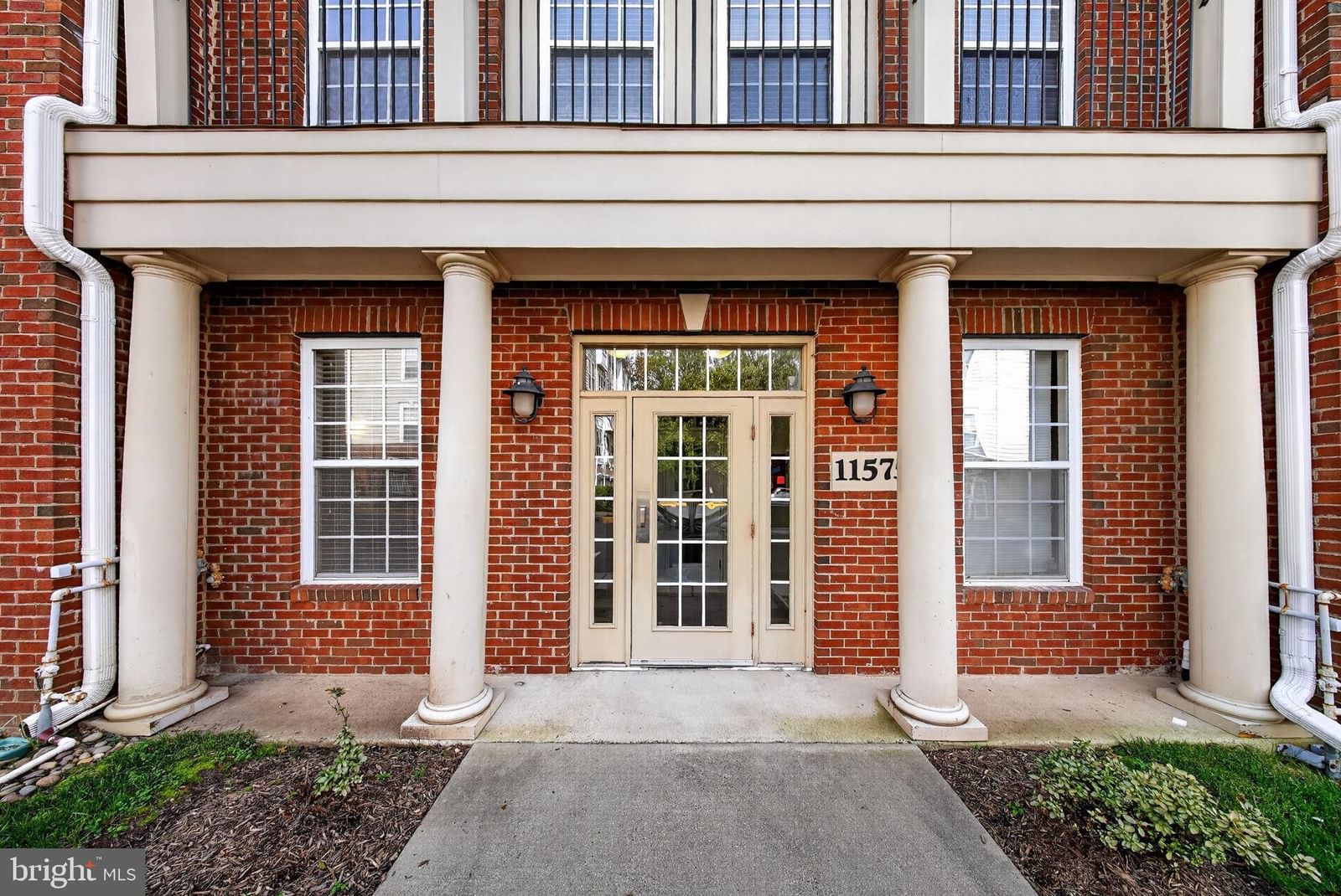 11575 CAVALIER LANDING COURT #402 photograph