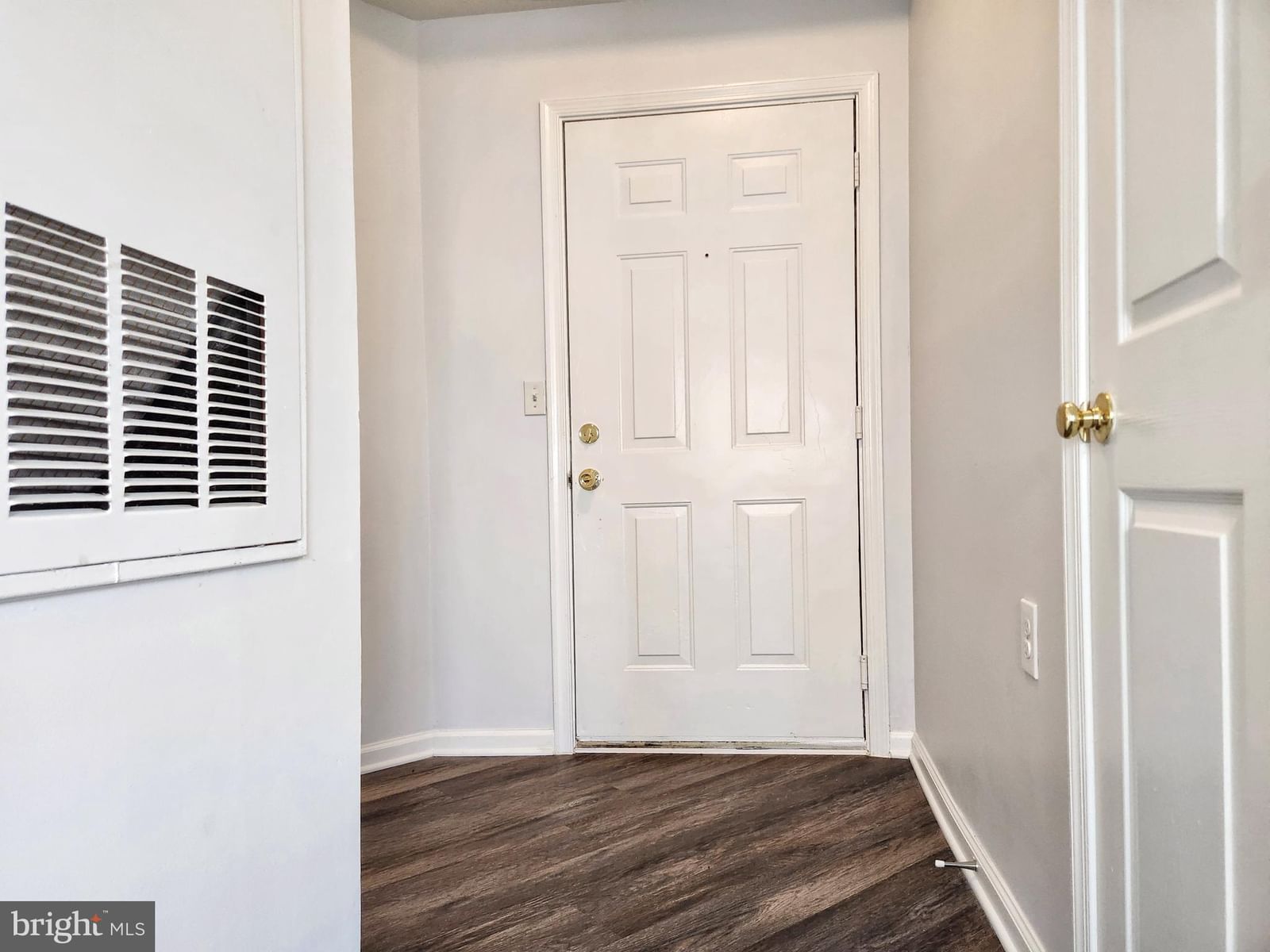 5909 FOUNDERS HILL DRIVE #101 photograph