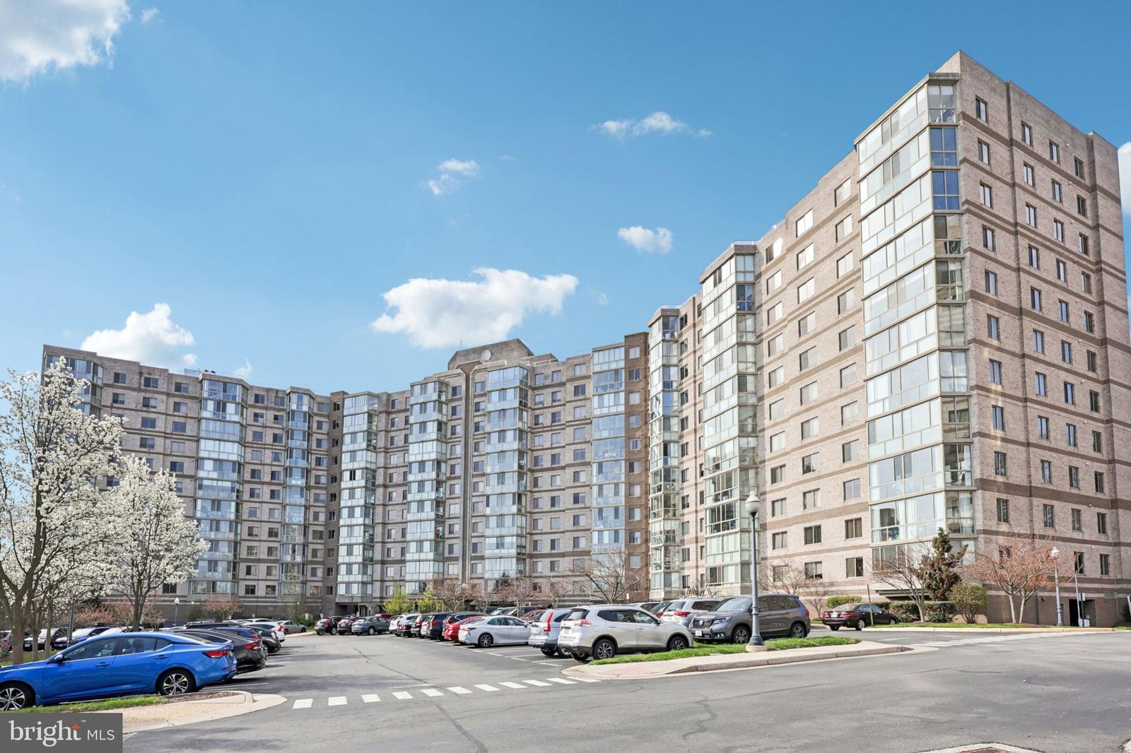 19375 CYPRESS RIDGE TER, LEESBURG 20176, VA