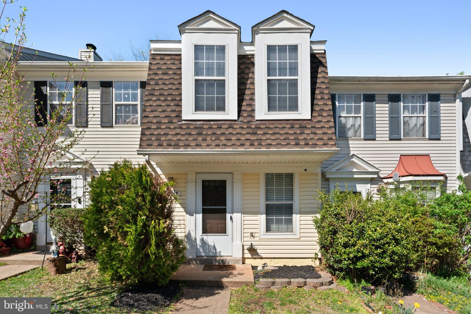 34 PALMER CT, STERLING 20165, VA