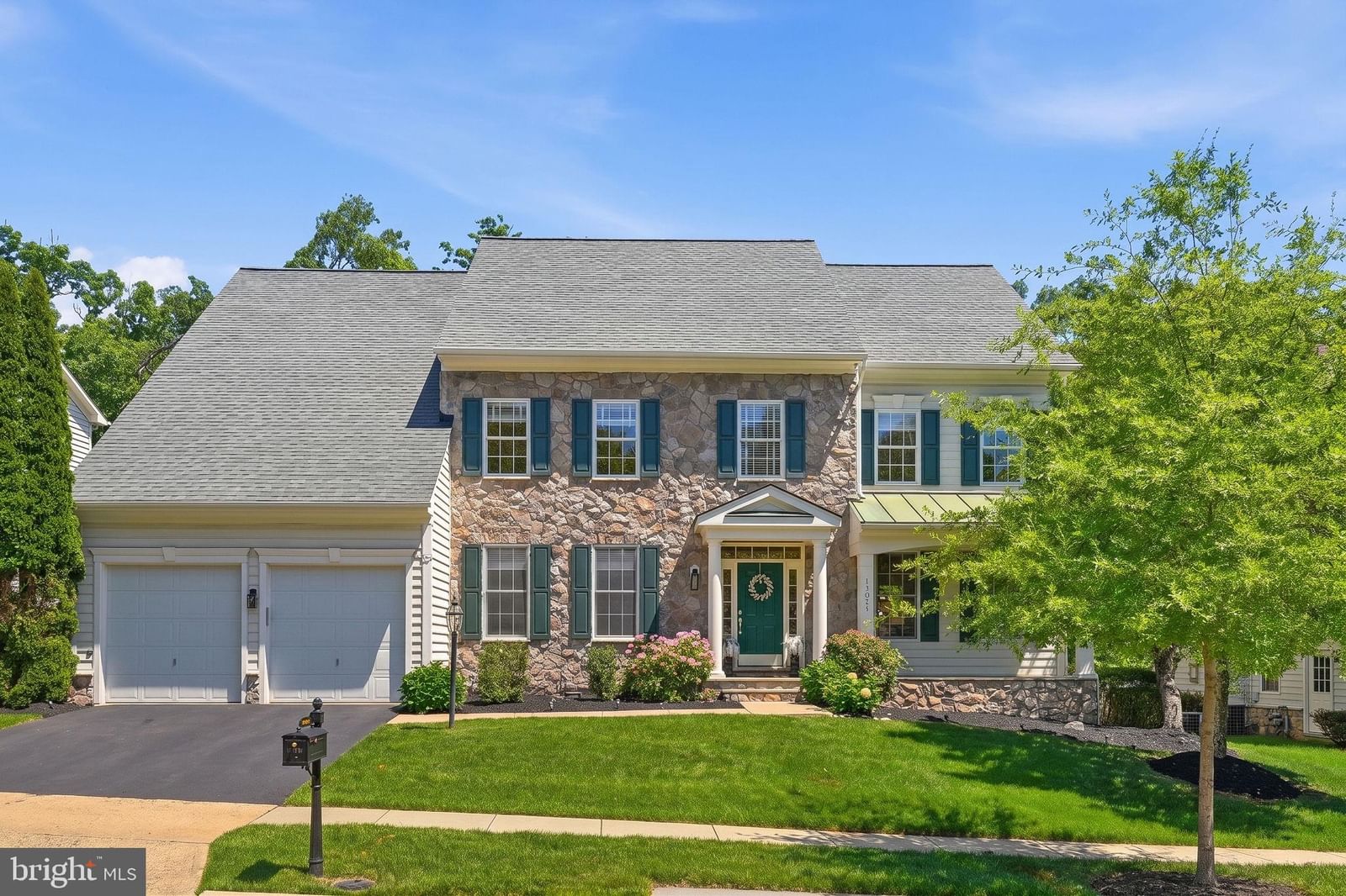 19044 KIPHEART DR, LEESBURG 20176, VA