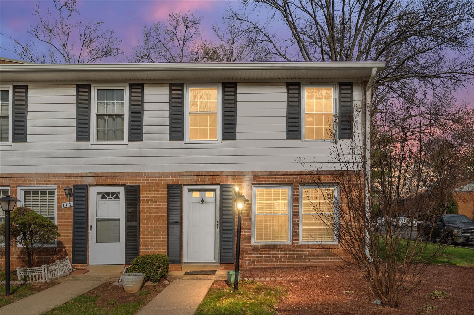 115 N DUKE Dr, STERLING 20164, VA