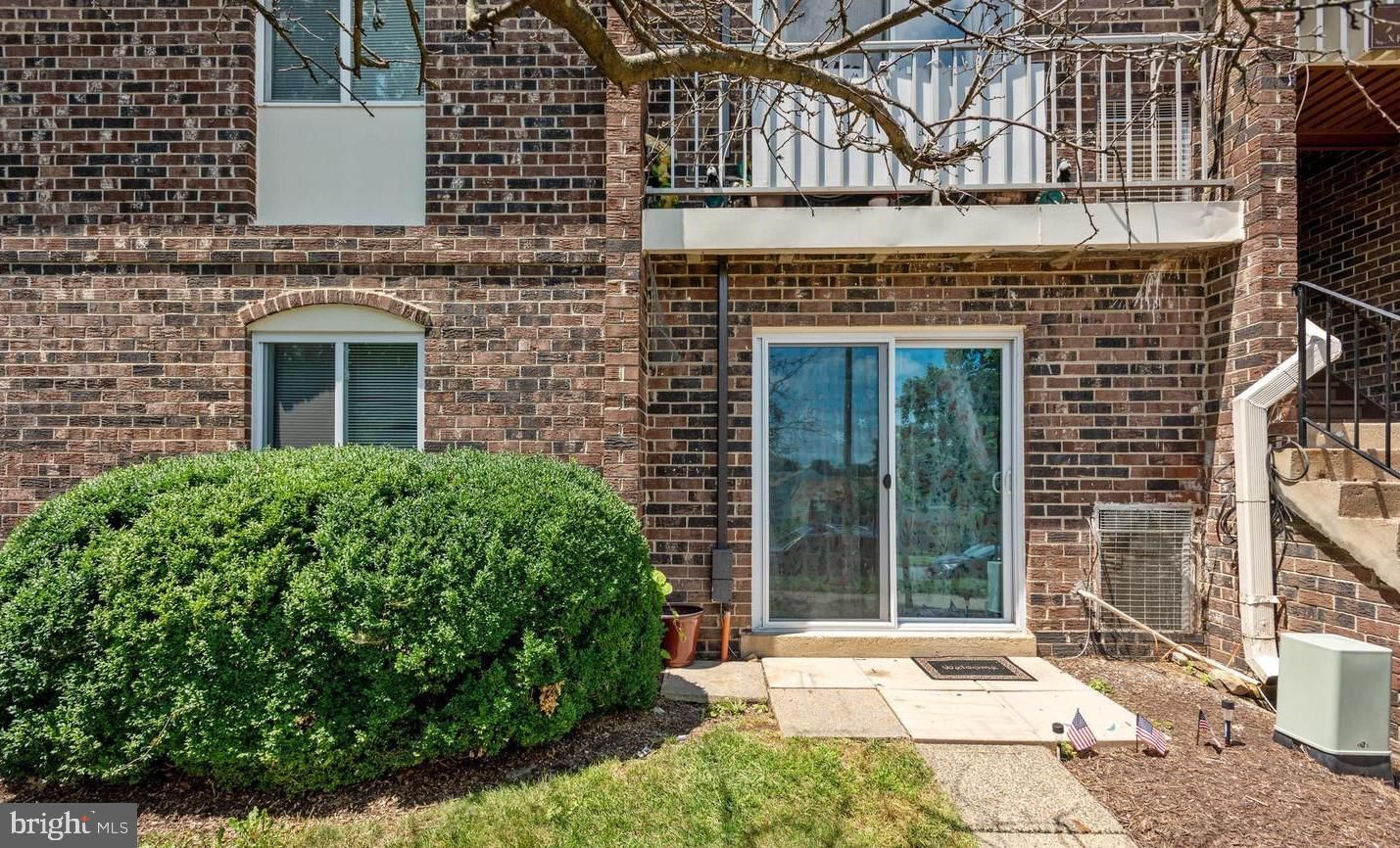 121 N FILLMORE AVE, STERLING 20164, VA