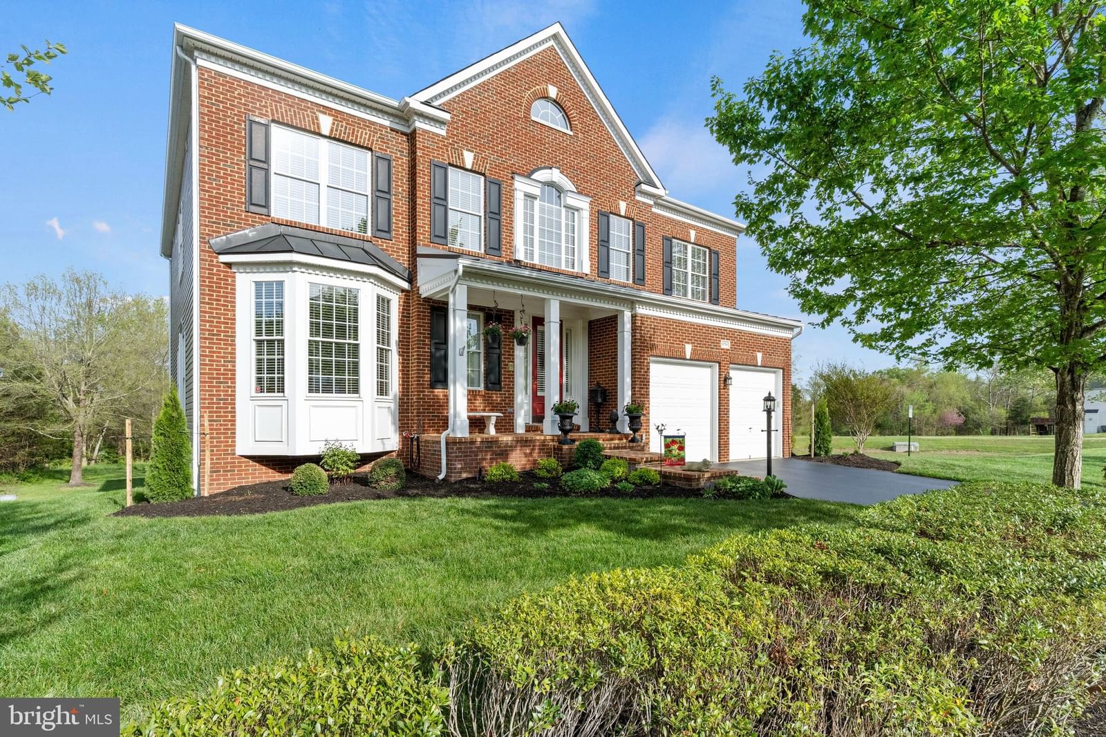 25758 S VILLAGE DR, CHANTILLY 20152, VA