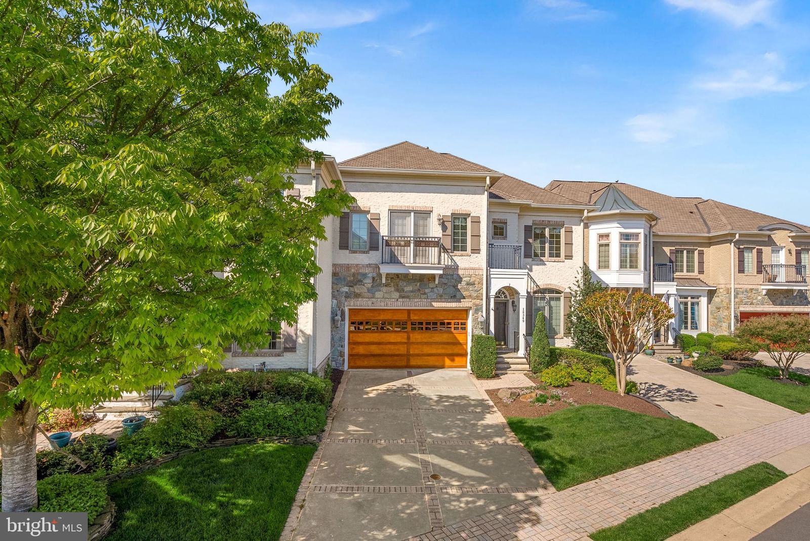 18349 FAIRWAY OAKS SQ, LEESBURG 20176, VA
