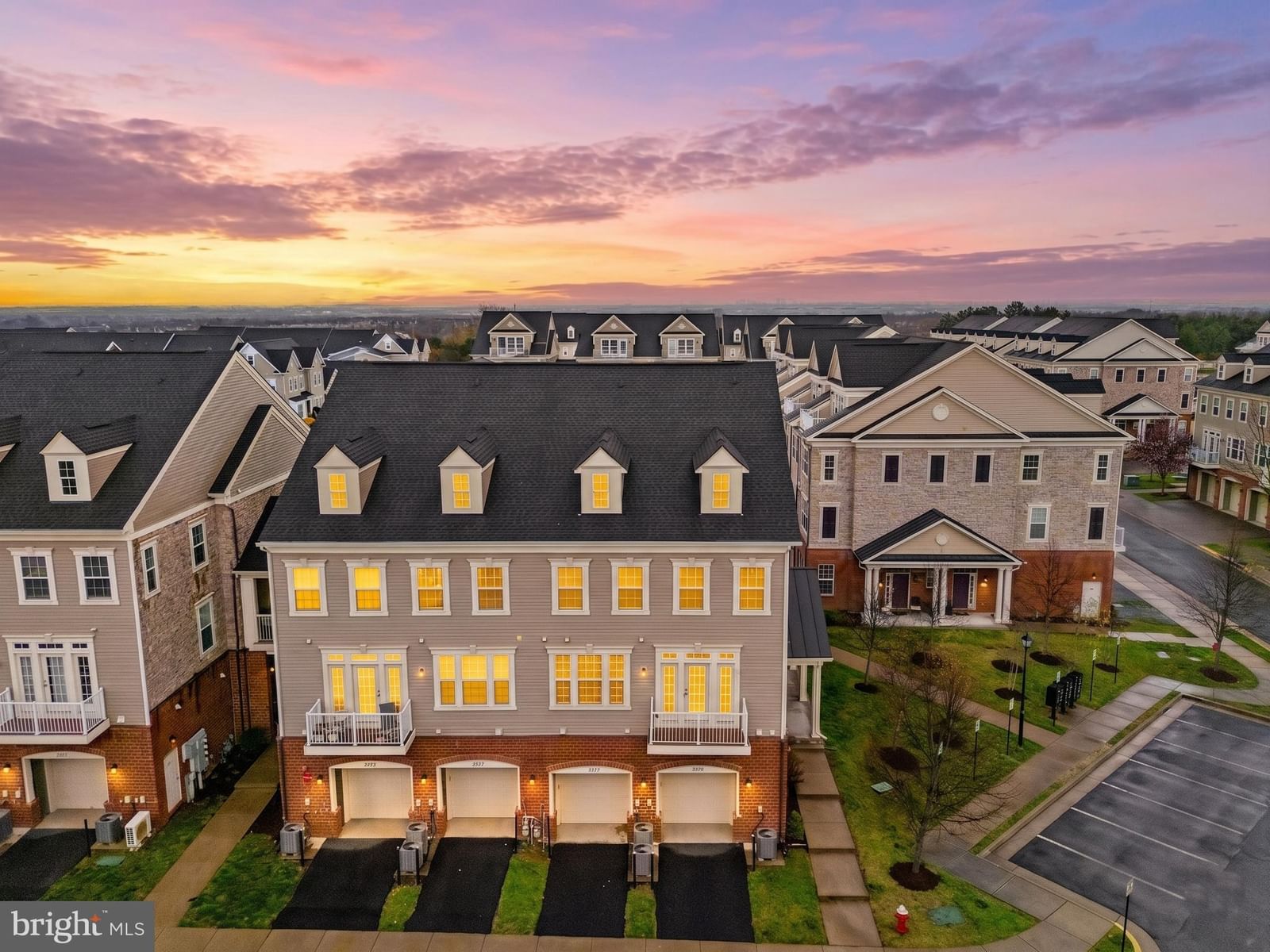 42558 SUNSET RIDGE SQ, ASHBURN 20148, VA