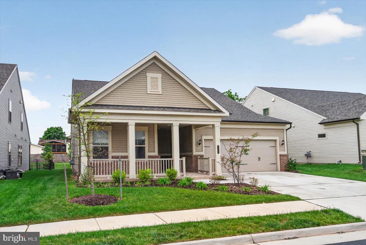 21717 HAWKSBILL HIGH CIR, STERLING 20164, VA