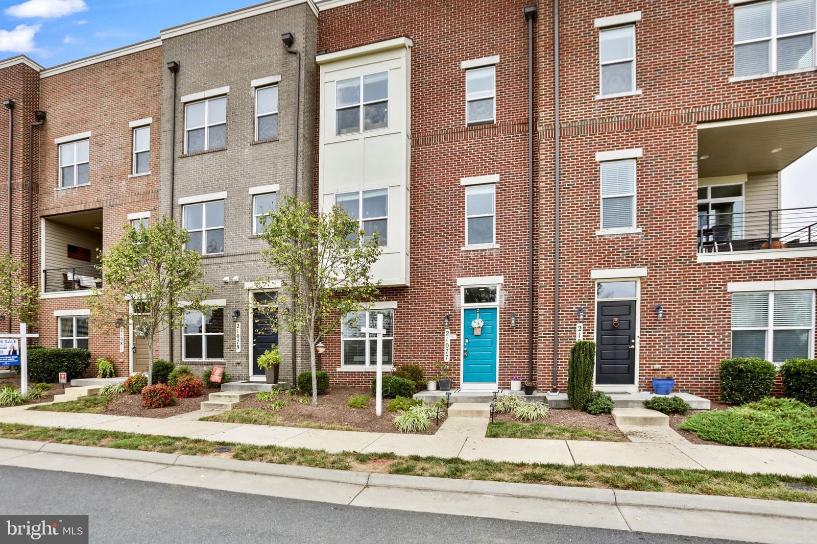 21077 ASHBURN HEIGHTS DR, ASHBURN 20148, VA