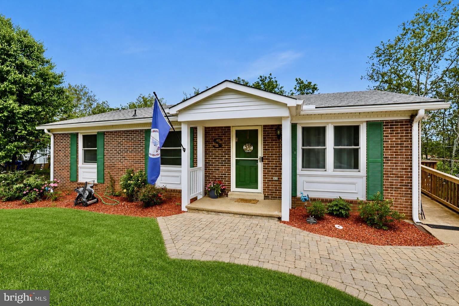 114 GOVERNORS DR SW, LEESBURG 20175, VA