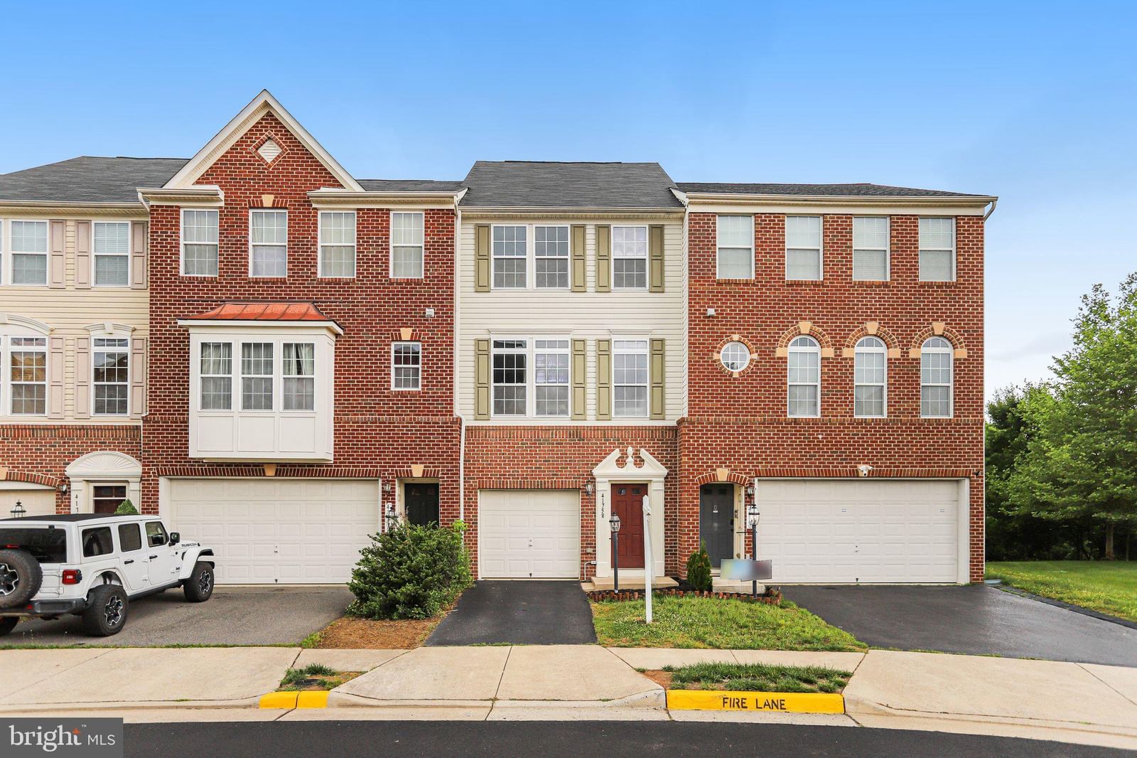 41758 CYNTHIA TER, ALDIE 20105, VA
