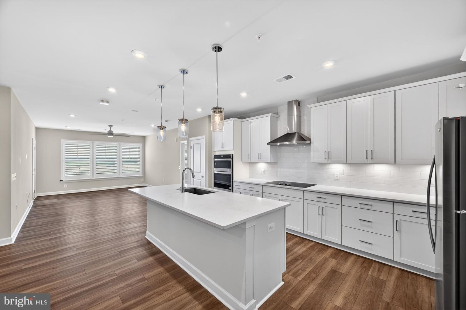 21630 HAWKSBILL HIGH CIR, STERLING 20164, VA
