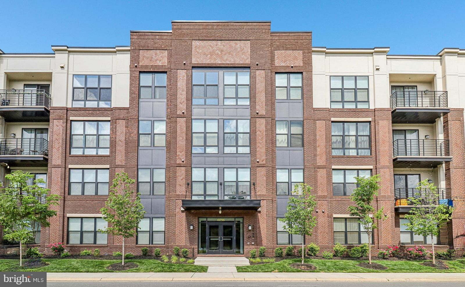 43795 TRANSIT SQ, ASHBURN 20147, VA