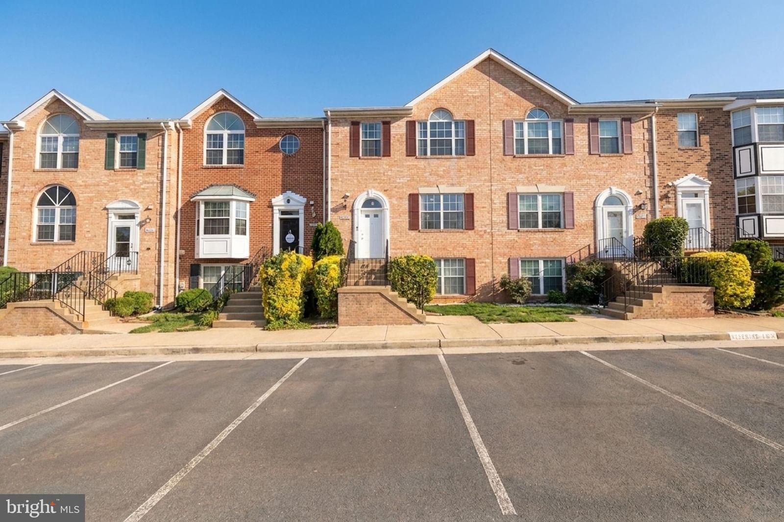 21060 GLADSTONE DR, STERLING 20164, VA