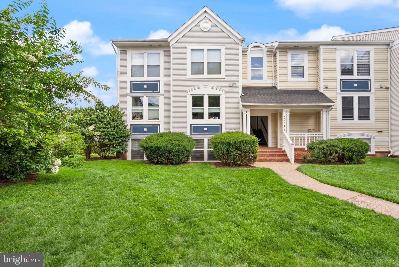 20576 SNOWSHOE SQ, ASHBURN 20147, VA