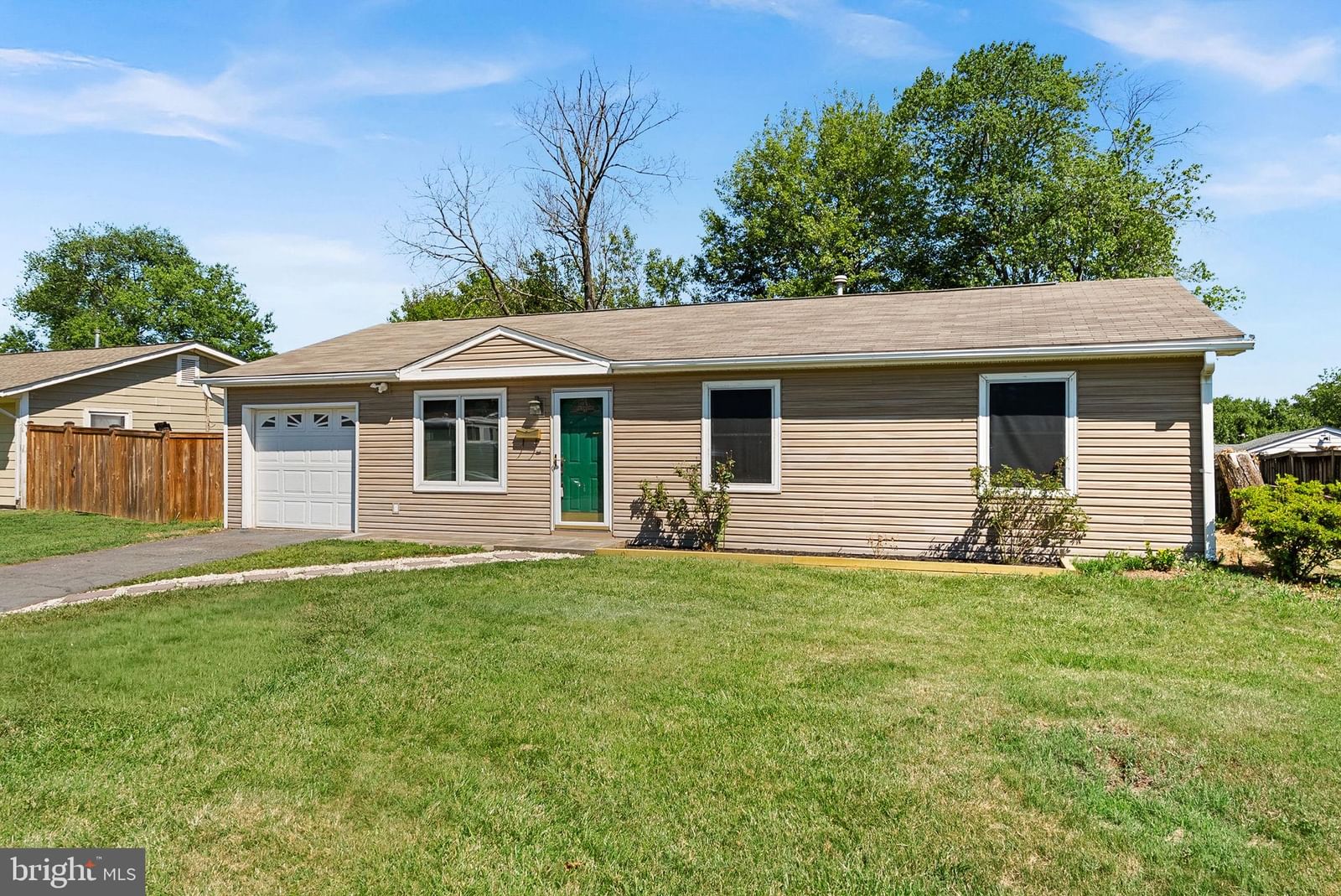 607 S ALDER AVE S, STERLING 20164, VA