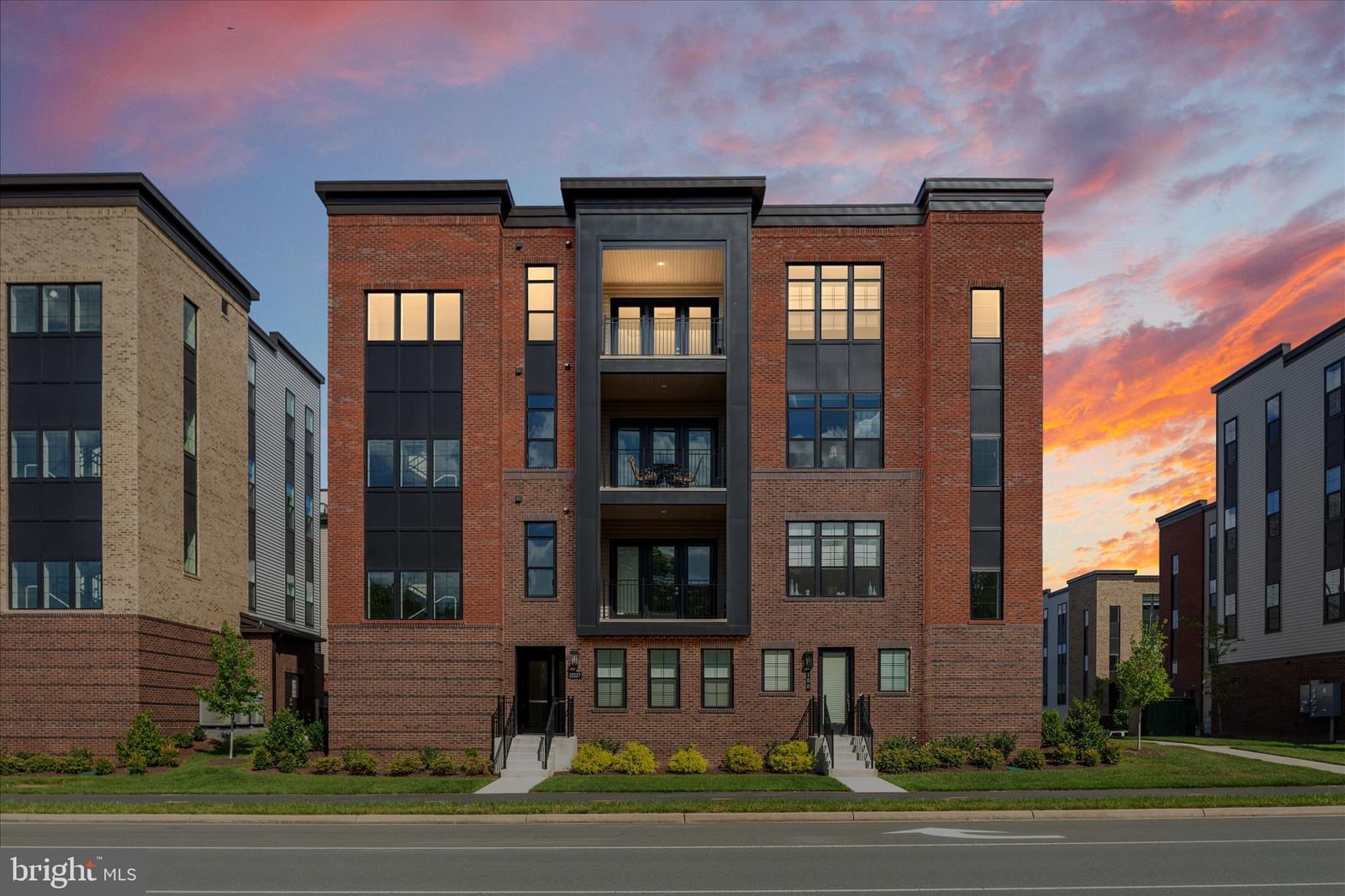 22127 HEADWATER TER, ASHBURN 20148, VA