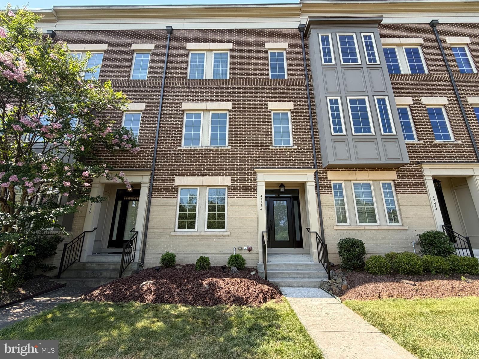42274 PEREGRINE TER, BRAMBLETON 20148, VA