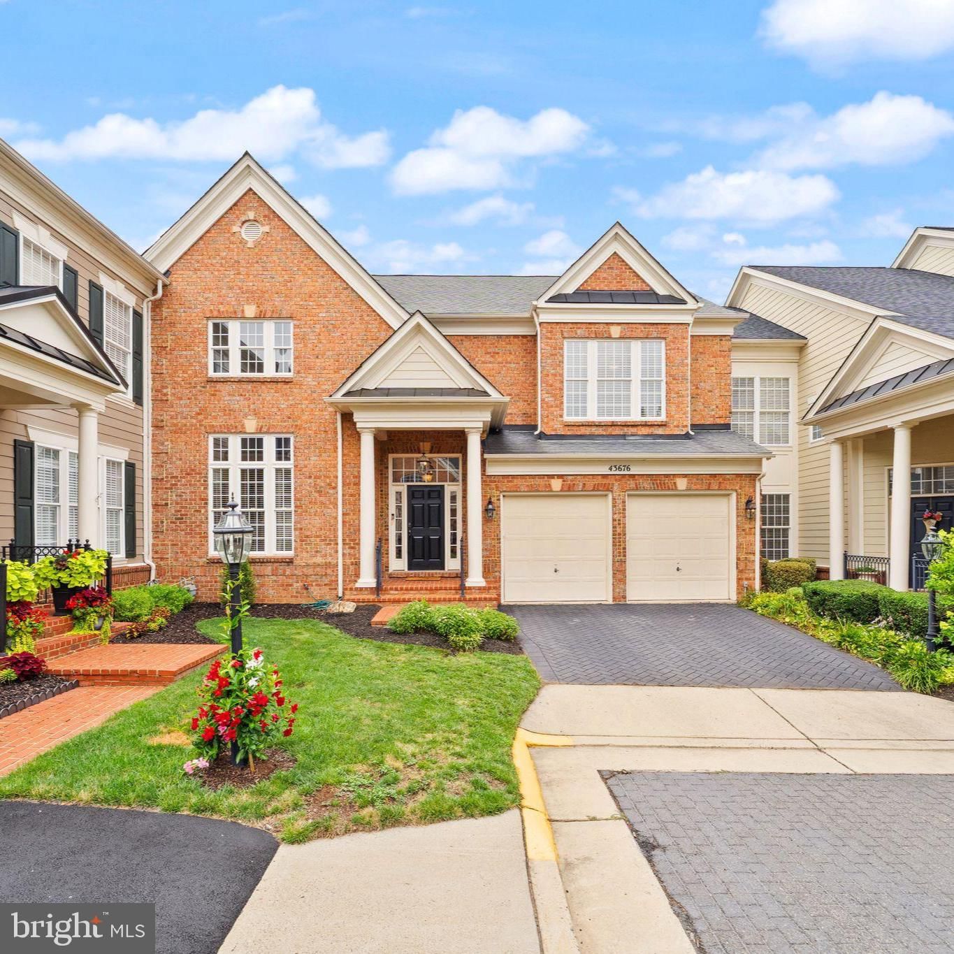 43676 WARBLER SQ, LEESBURG 20176, VA