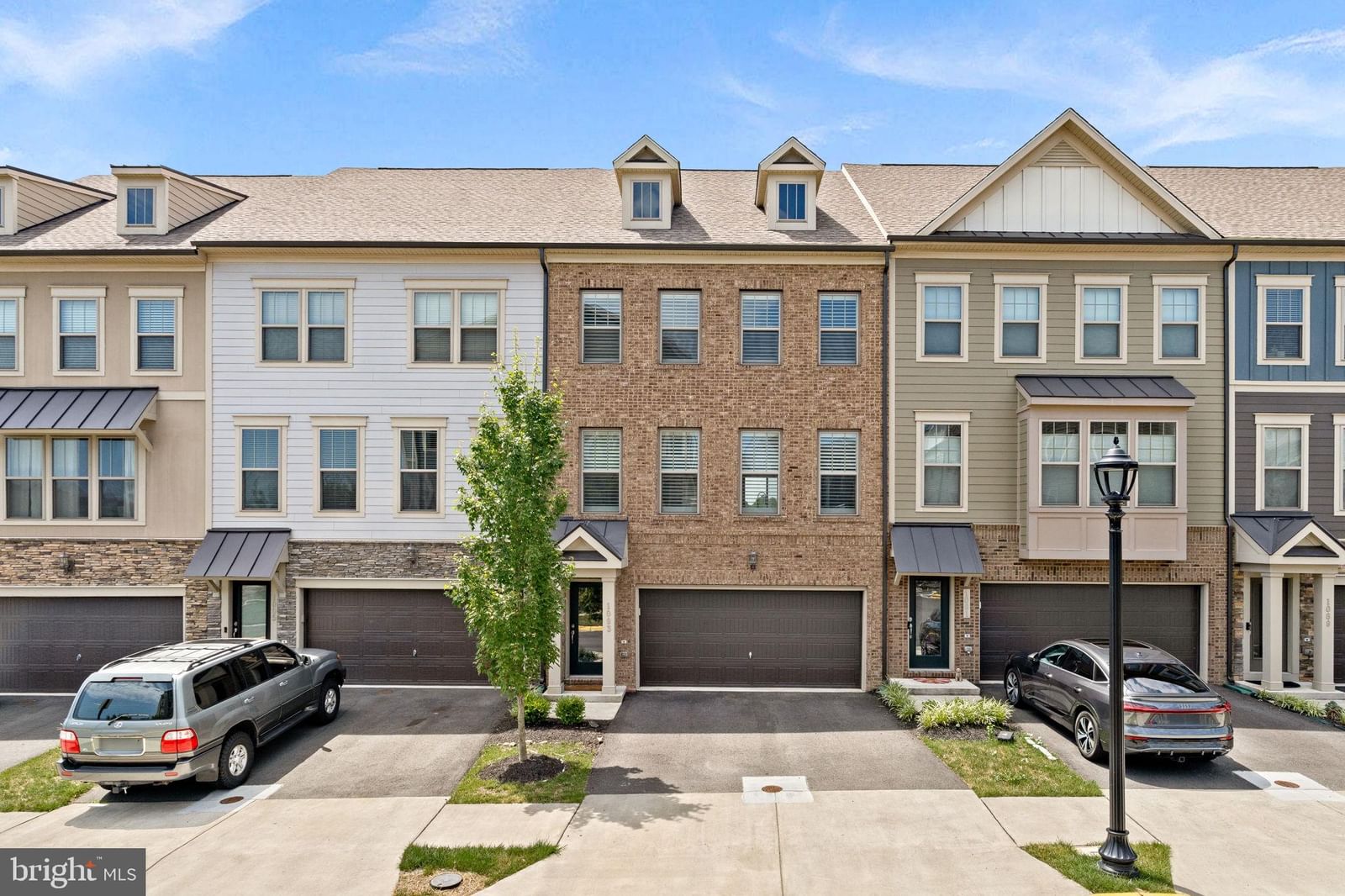 1093 VENIFENA TER SE, LEESBURG 20175, VA