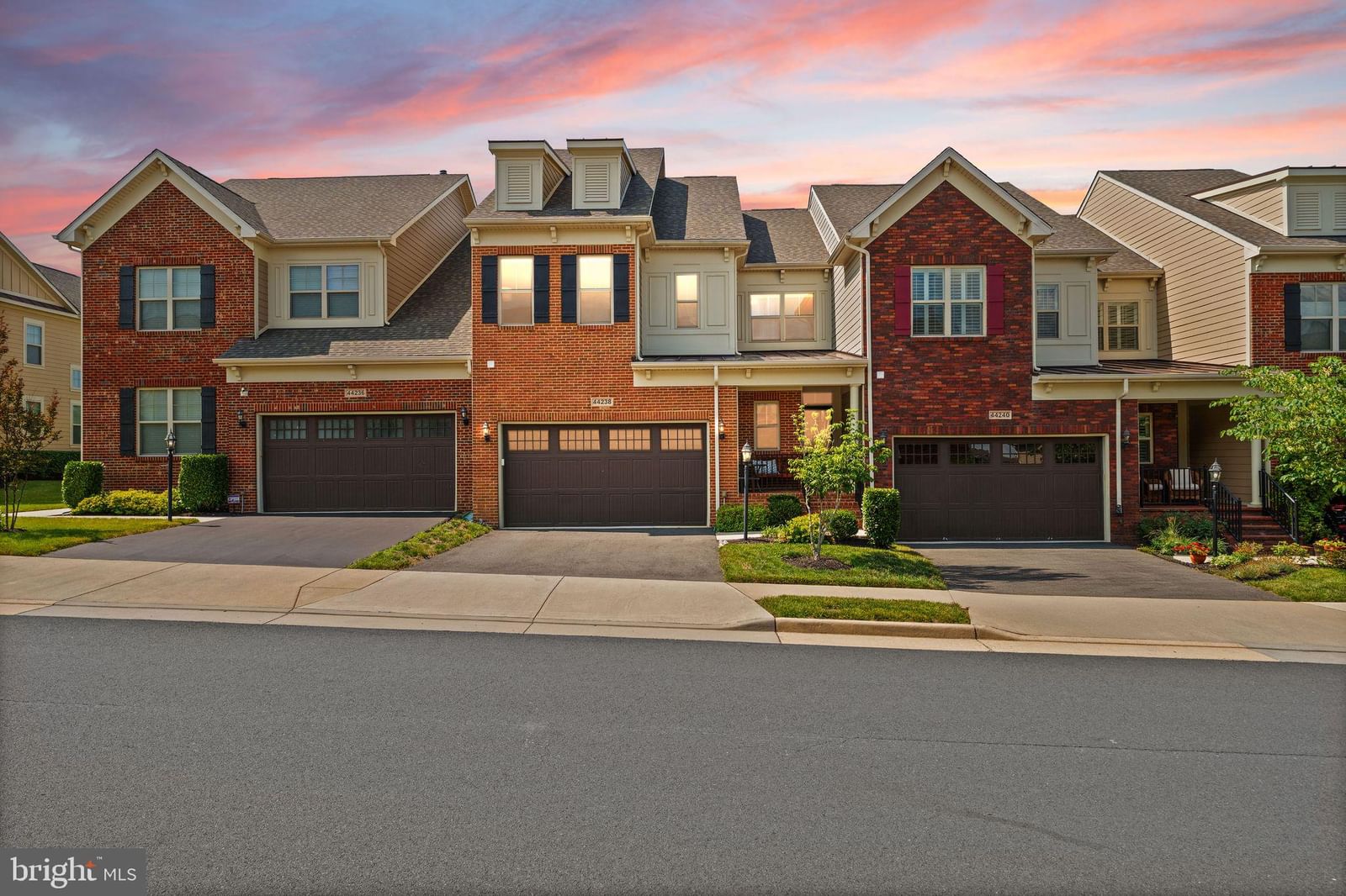 44238 SILVERPALM GROVE TER, LEESBURG 20176, VA