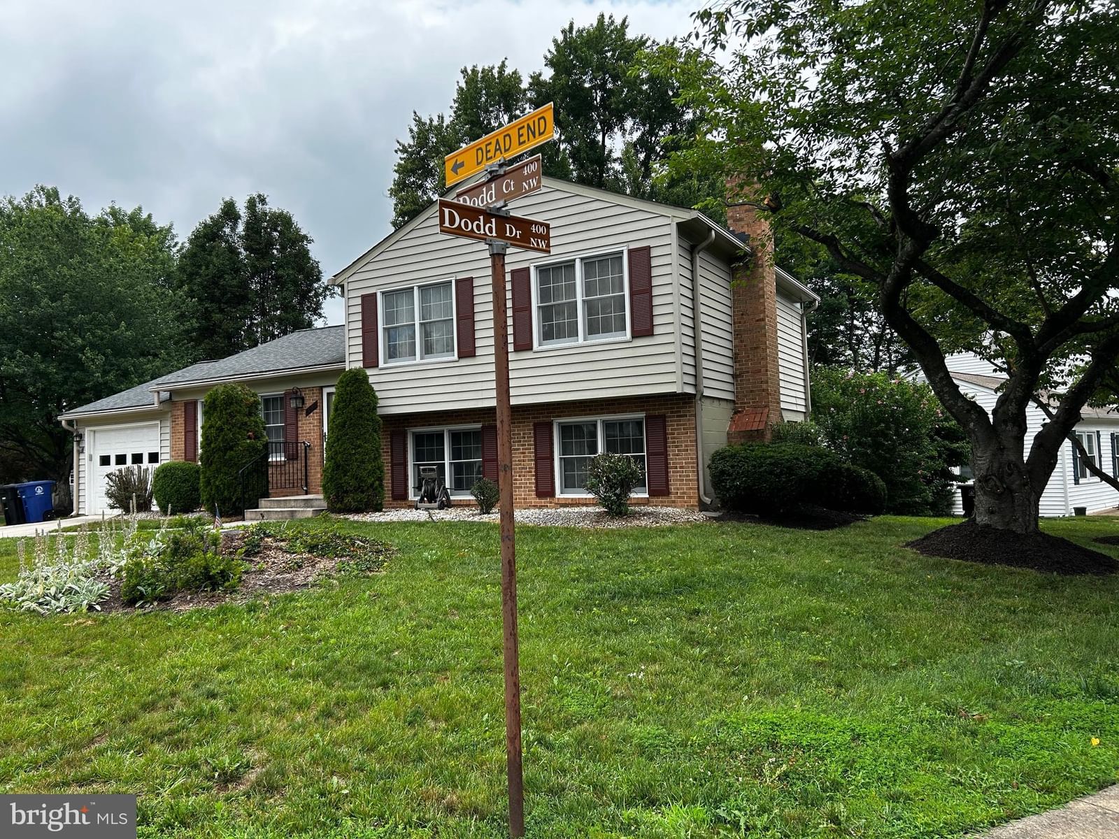 402 DODD CT NW, LEESBURG 20176, VA