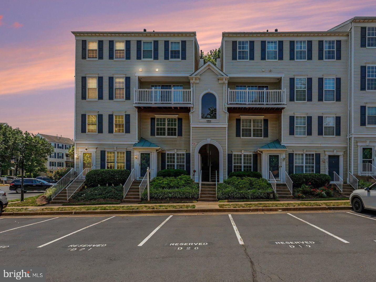 45495 CABOOSE TER, STERLING 20166, VA