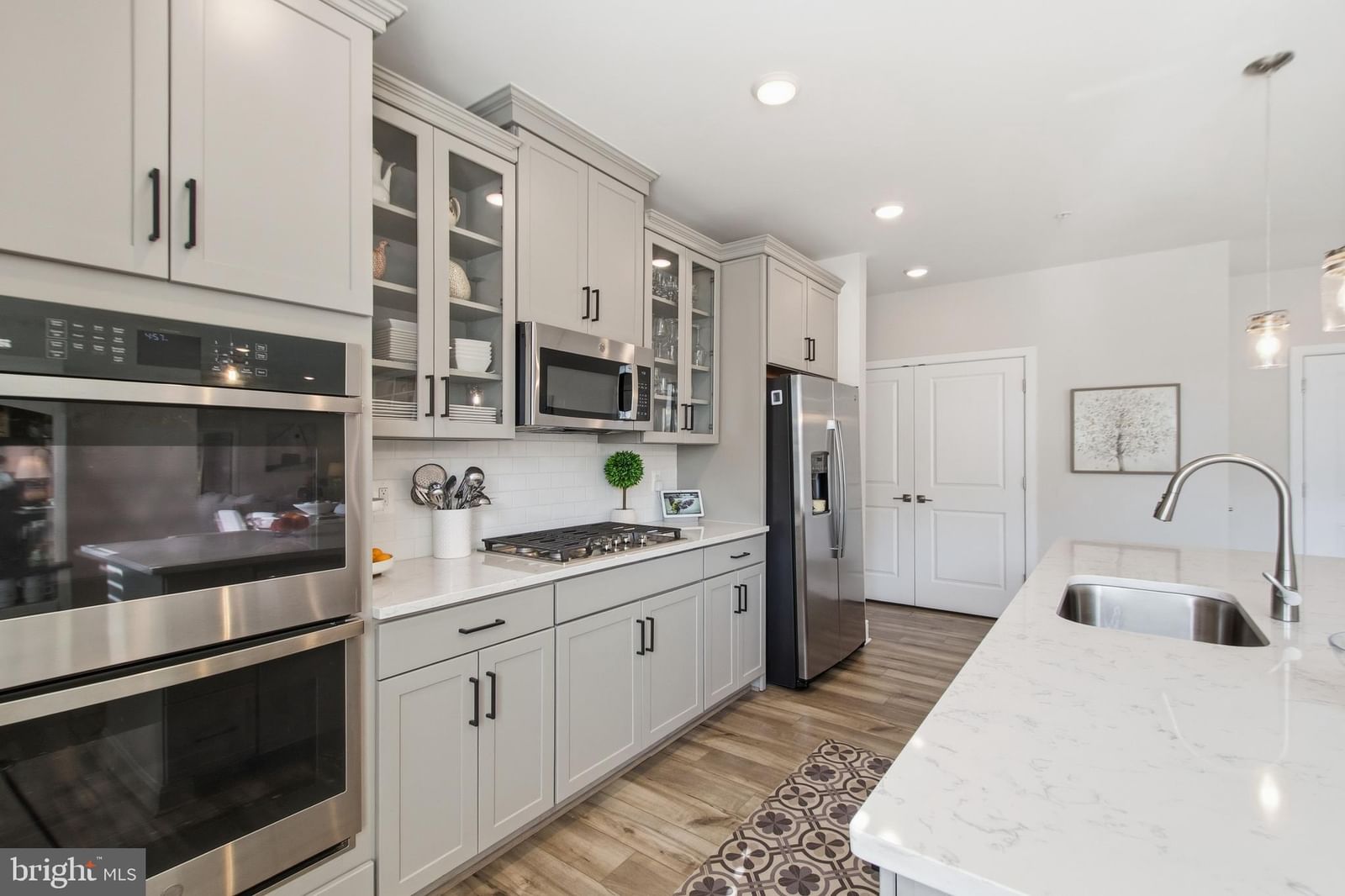 23639 GOLDEN EMBERS SQUARE #302 photograph