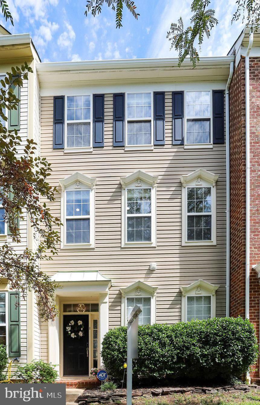 42790 CEDAR HEDGE ST, CHANTILLY 20152, VA