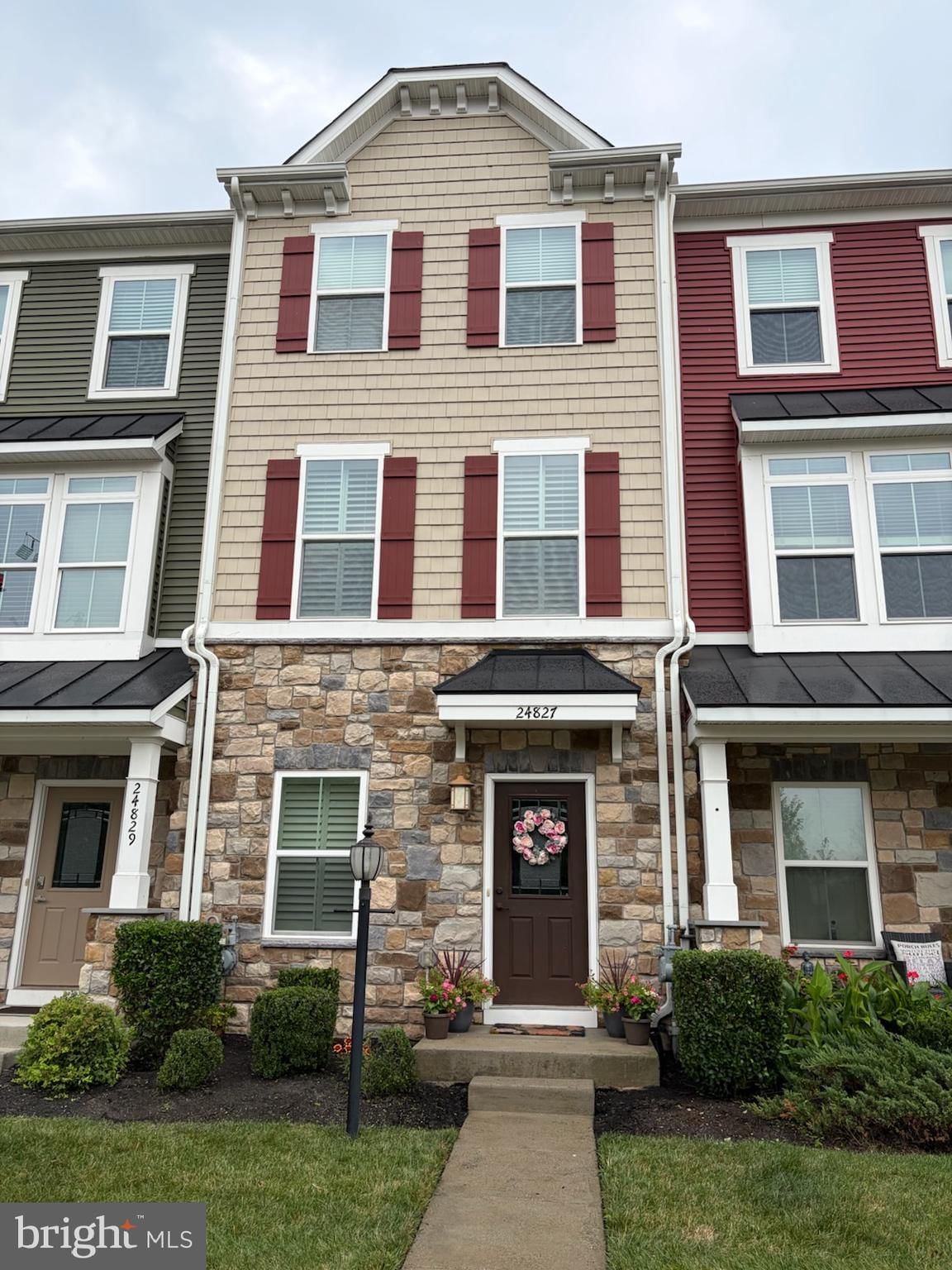 24827 COATS SQ, ALDIE 20105, VA