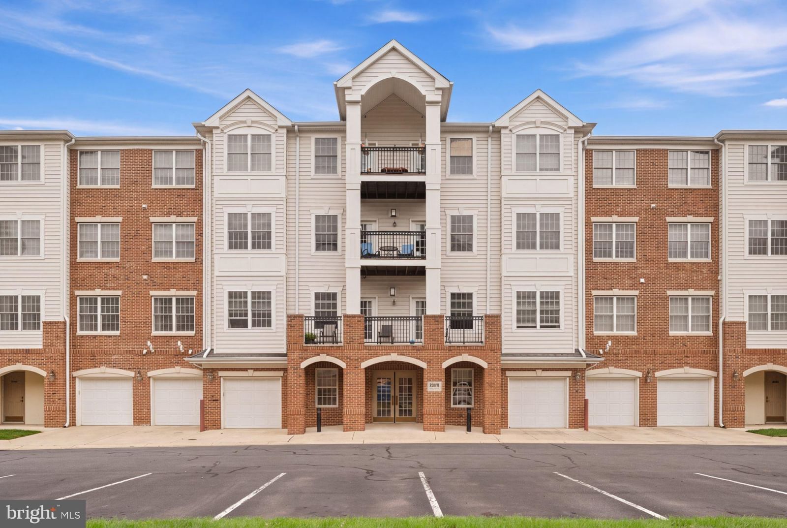 20816 NOBLE TERRACE #210 photograph