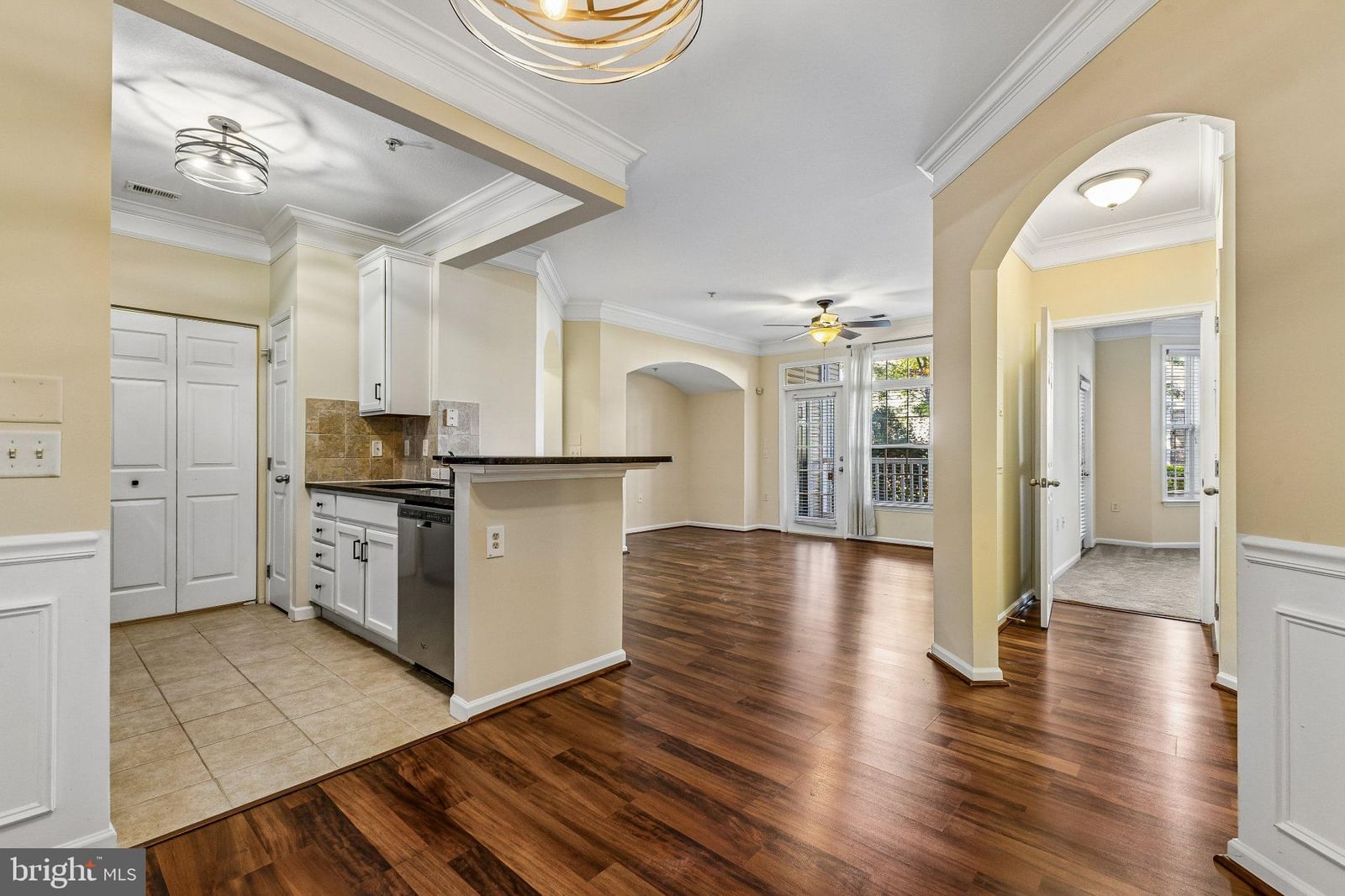 507 SUNSET VIEW TERRACE SE #104 photograph