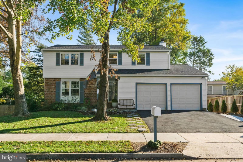 903 MARSHALL DRIVE NE