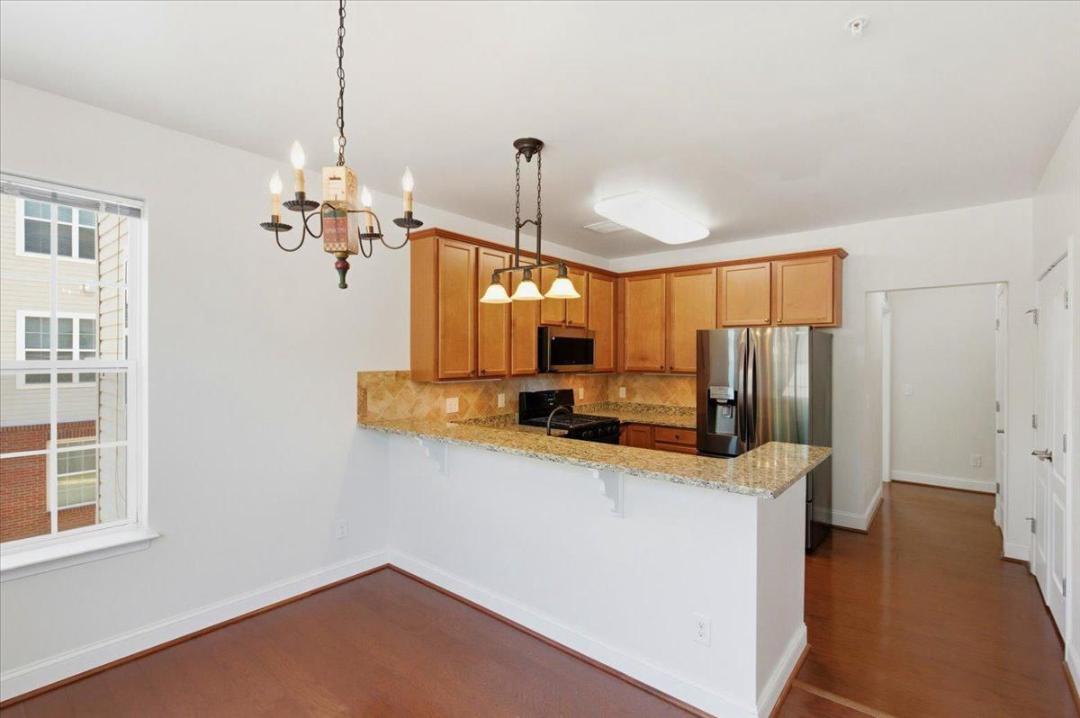 9204 CHARLESTON DRIVE #207 photograph
