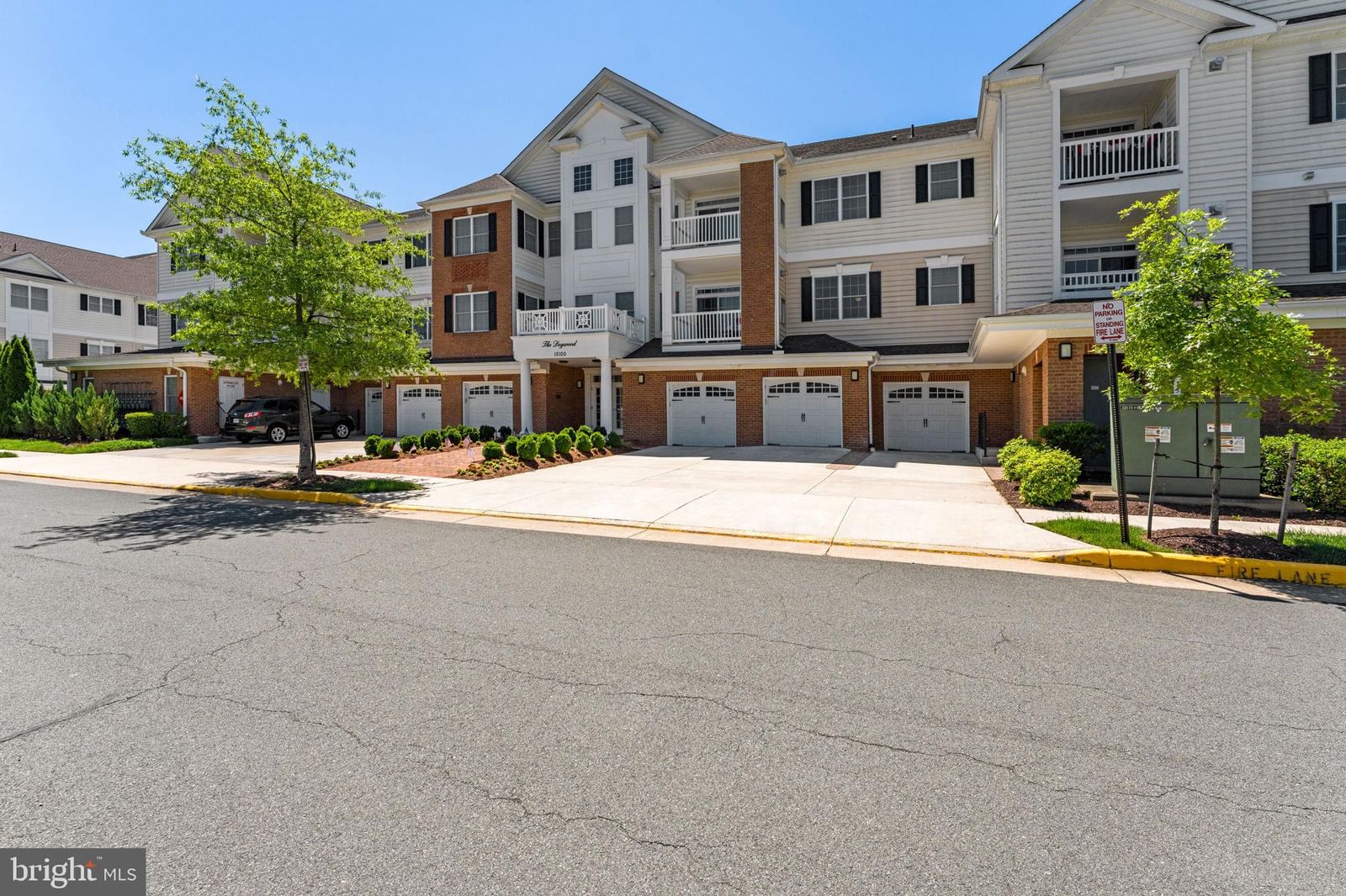 15100 HEATHER MILL LANE #304 photograph